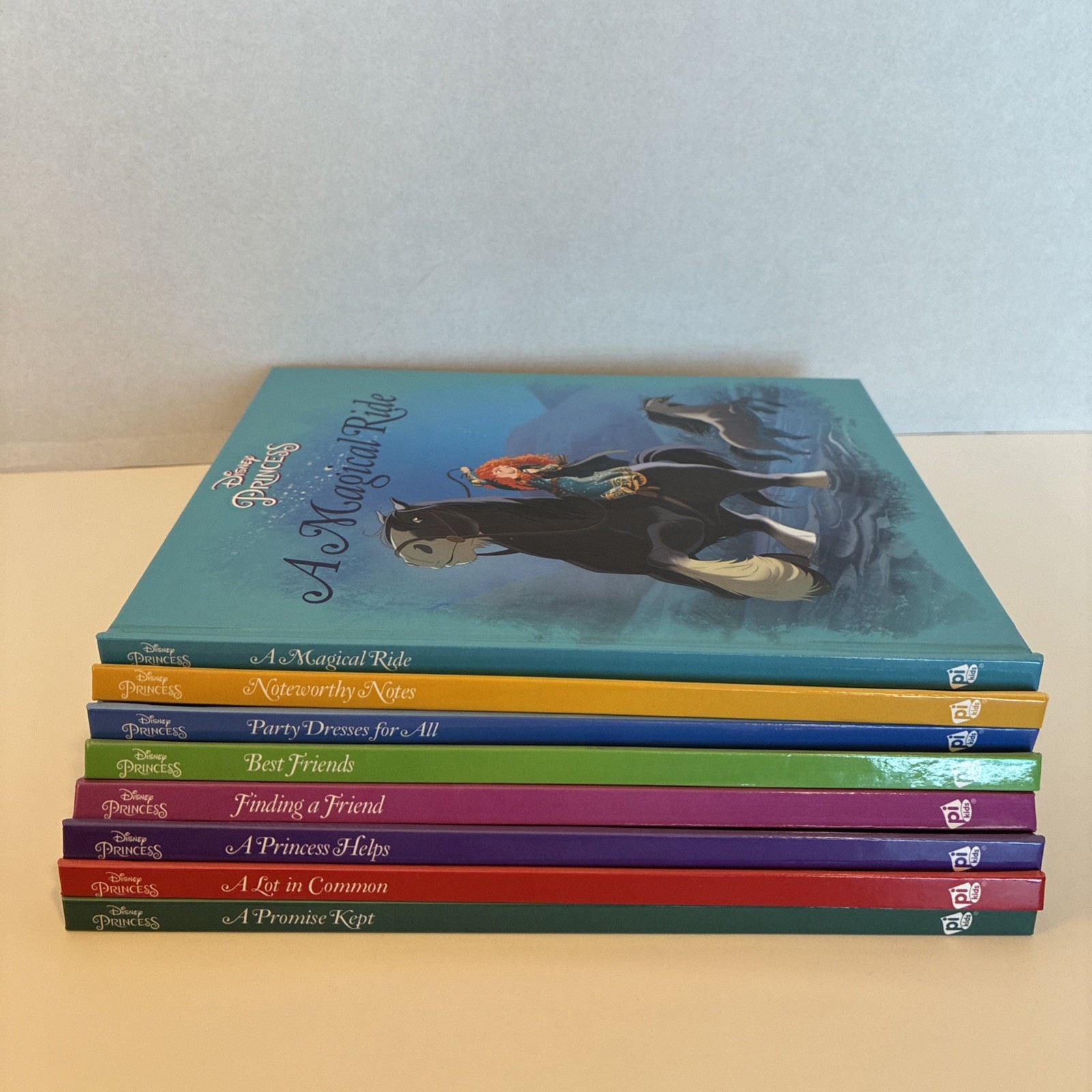 Disney Princess ME READER with 8 Books Electronic Story Reader/ Works Great!
