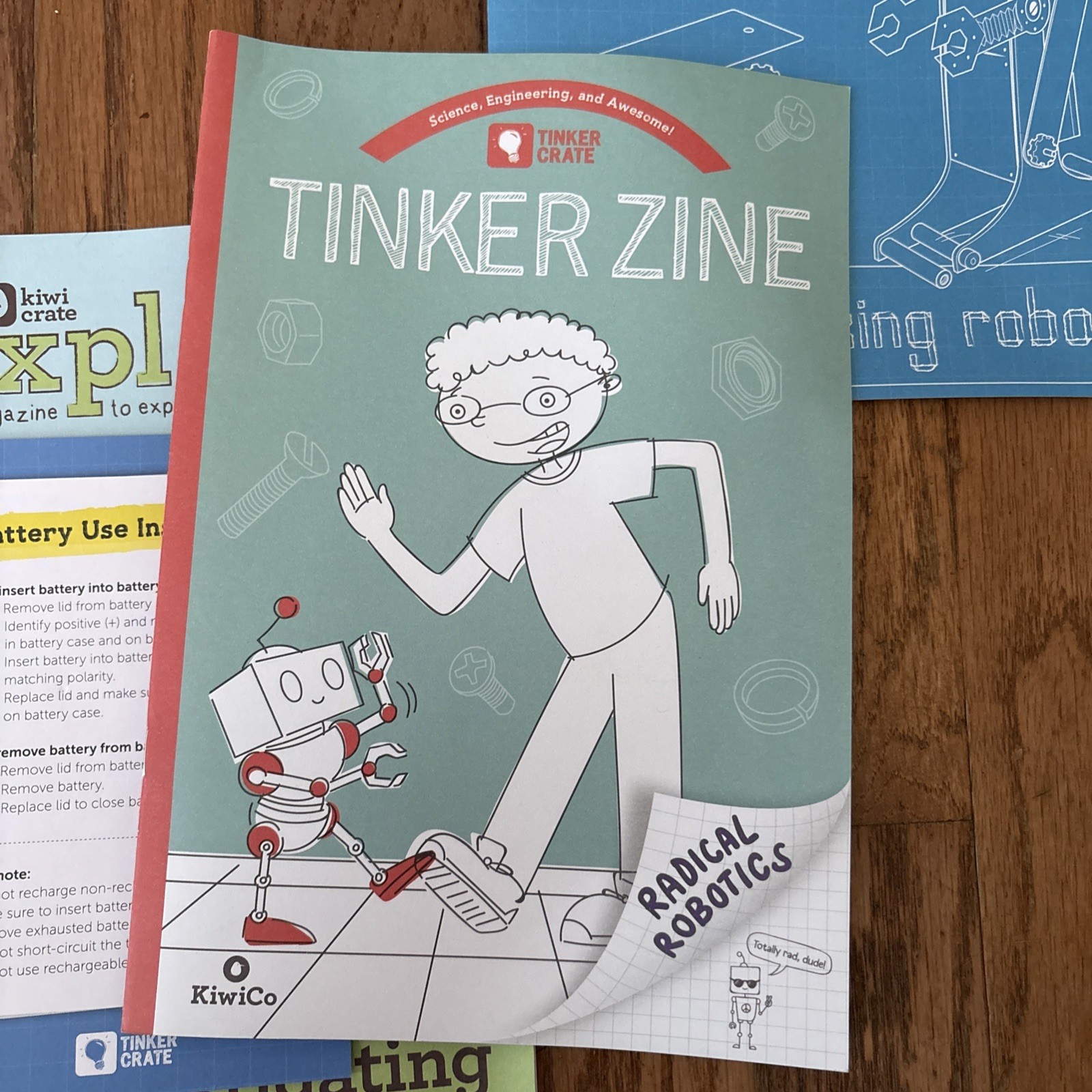 Kiwi Co Tinker Crate Make Your Own Walking Robot Kids Ages 9+ PARTS – PLS READ
