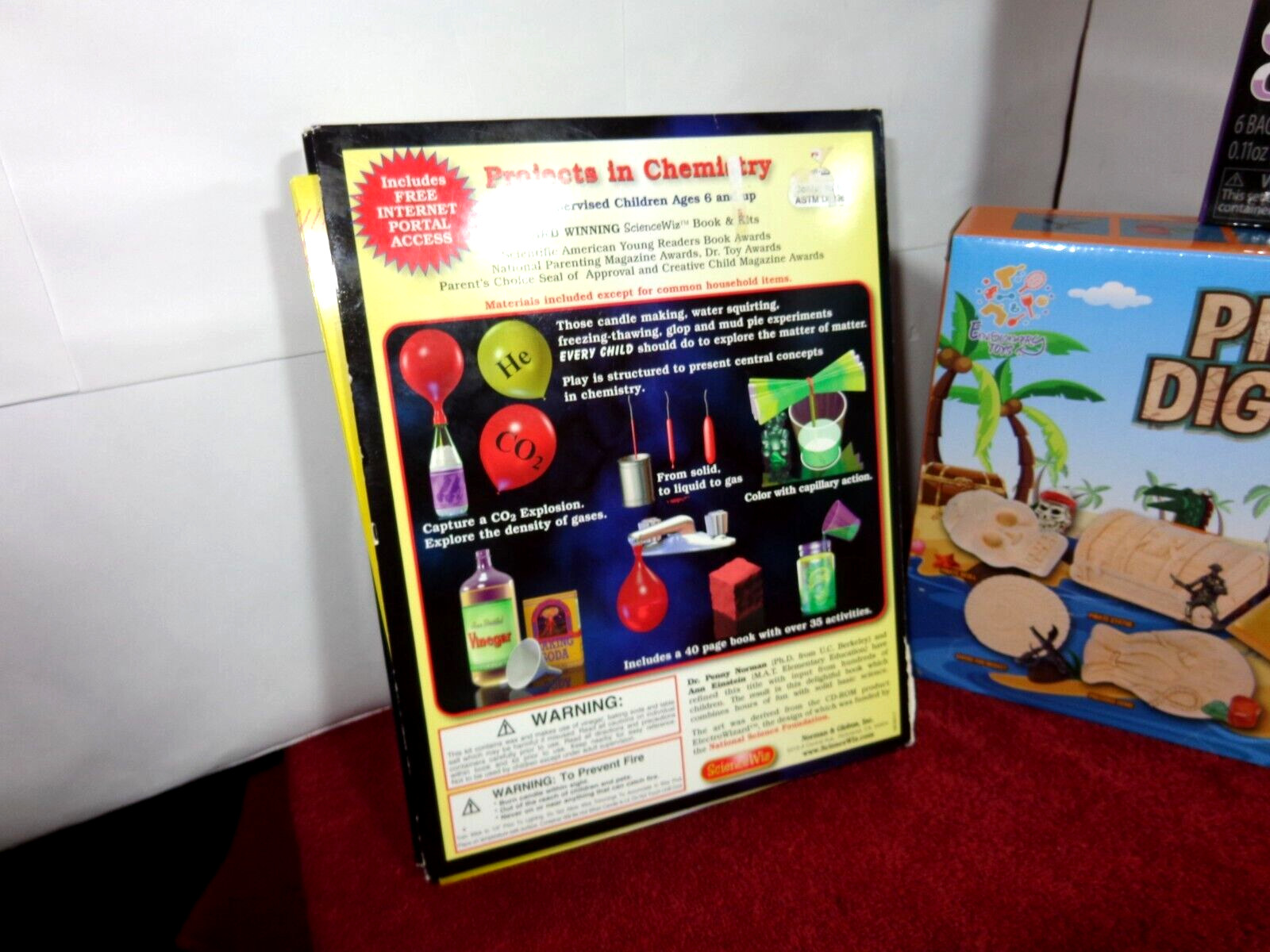 5 PIECE UNUSED CHEMISTRY-SCIENCE-CREATIVITY PLAY SETS ALL NEVER USED NICE – L253