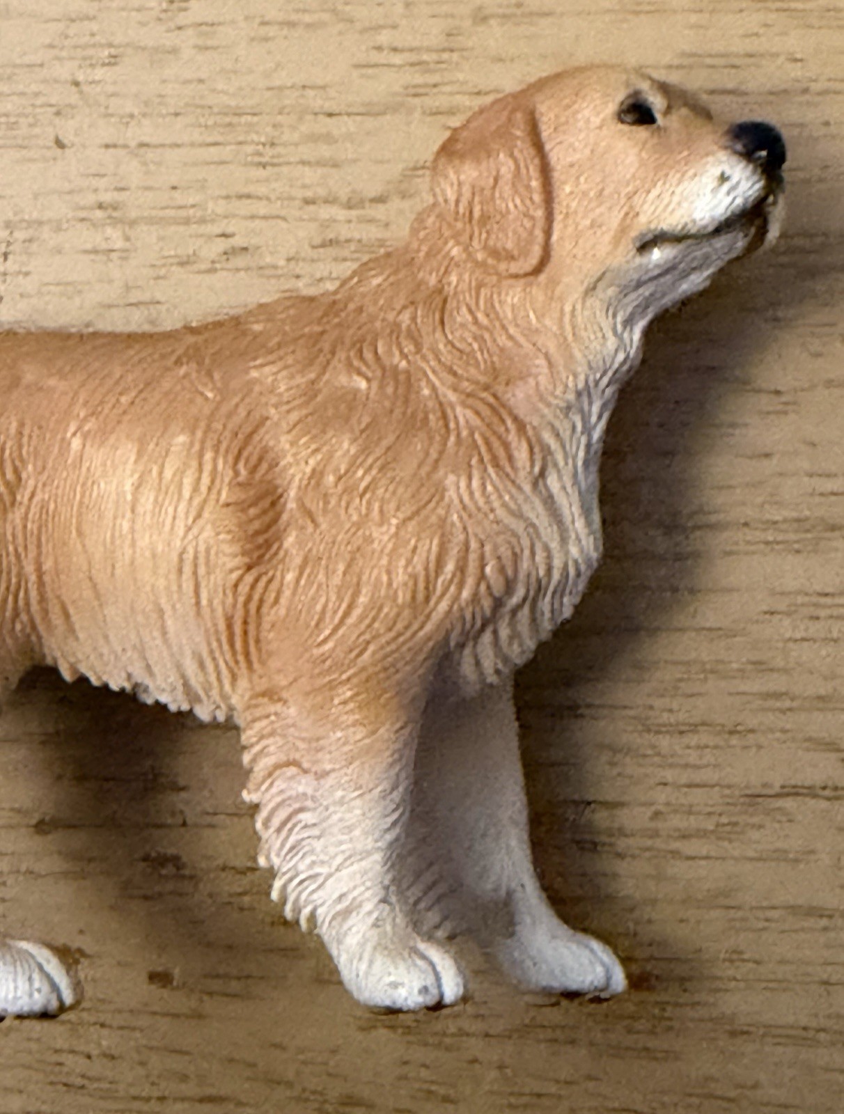 Schleich Golden Retriever Pet Dog Animal Figurine D73527 Standing