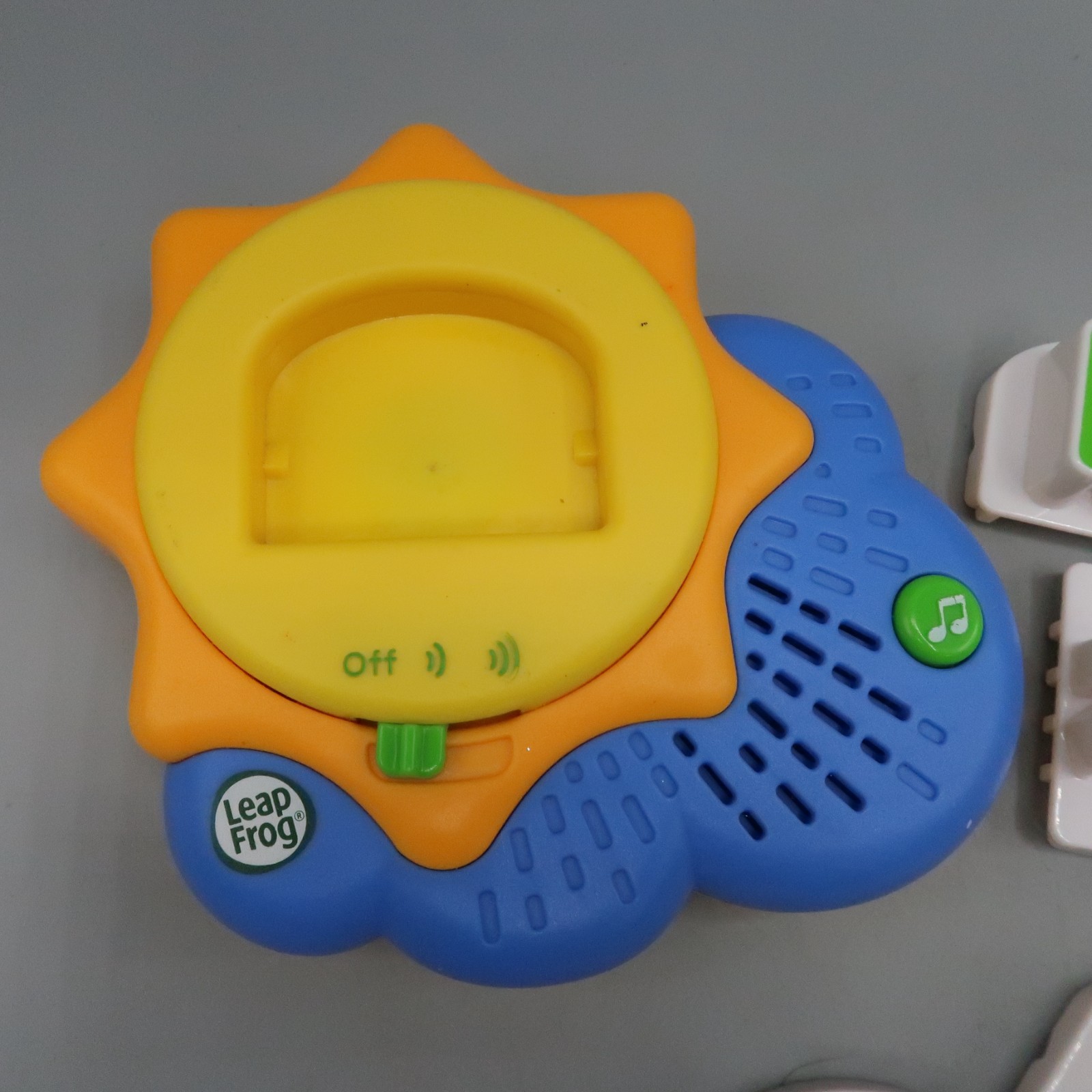 LEAPFROG Sunshine Fridge Phonics Magnetic Alphabet Letters Works not complete