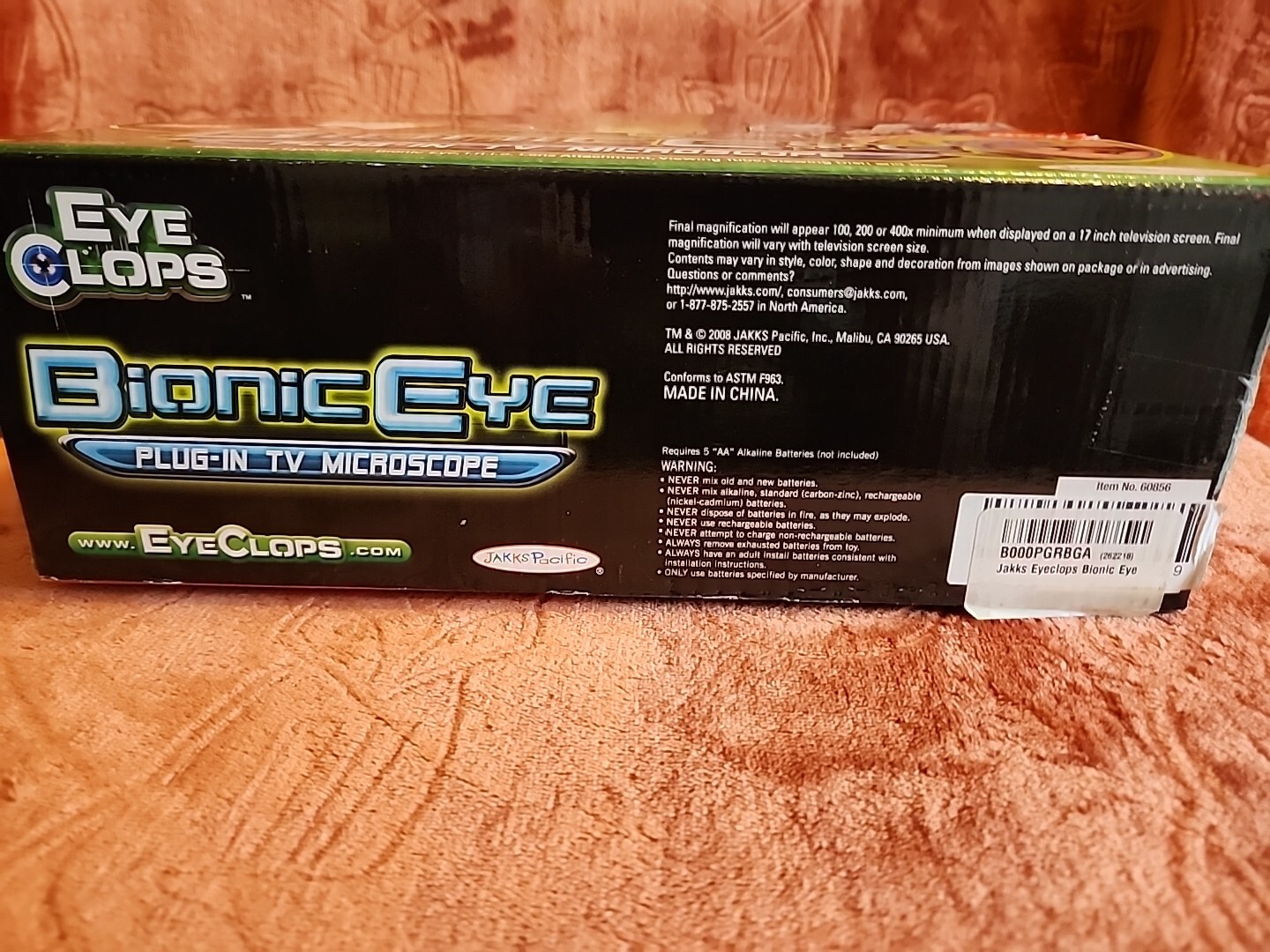 Eye Clops Bionic Eye. Plug-in TV Microscope toy JAKKS Pacific. NEW