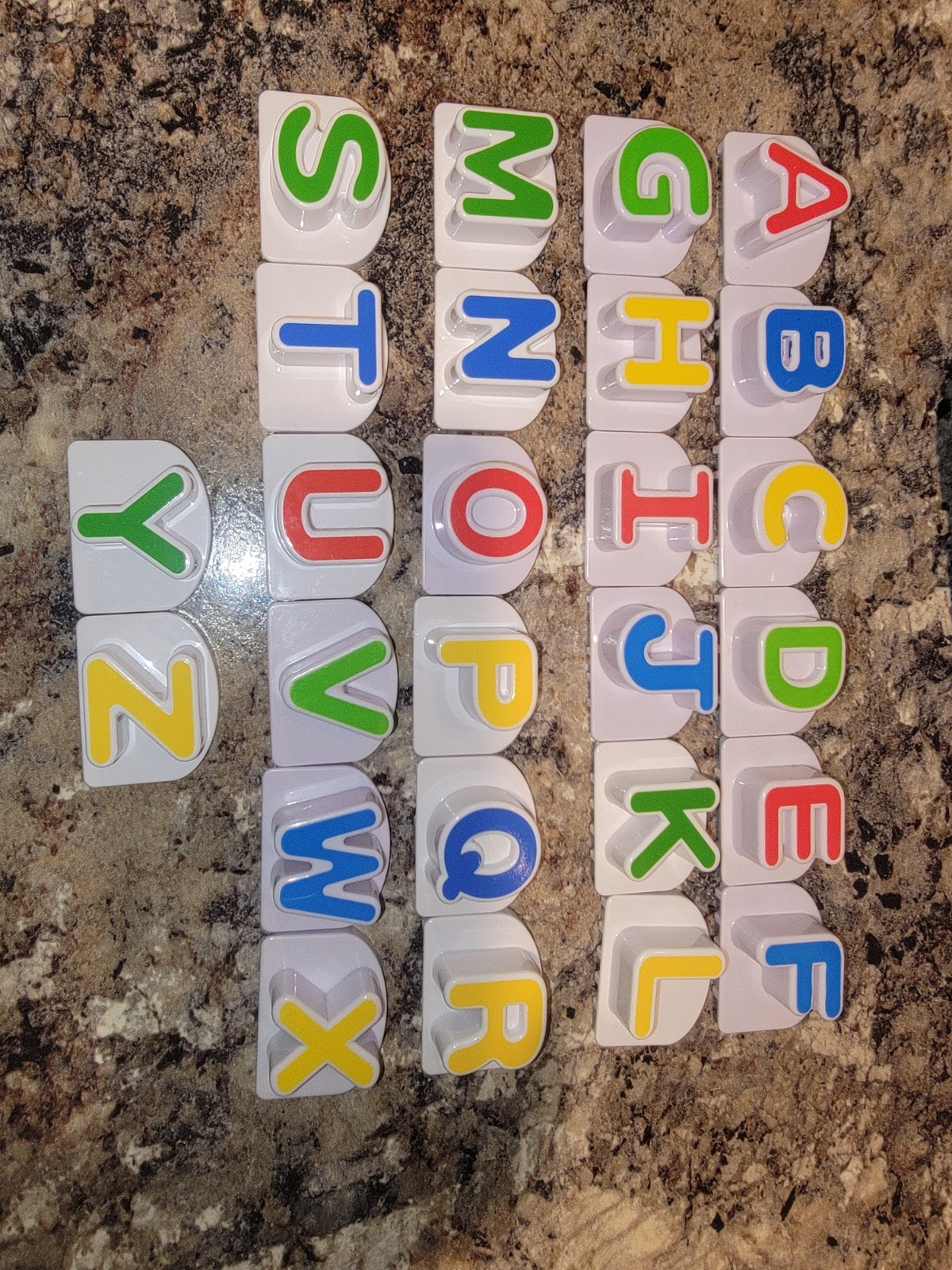 Leapfrog fridge phonics magnetic ABC School Bus with 26 Letters Talking A-Z