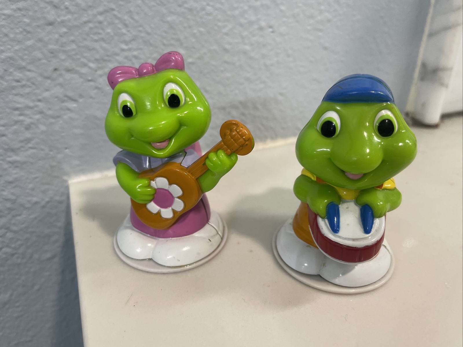 Vintage Leap Frog Phonics School Bus Music Band Replacement Figures Lily and Tad