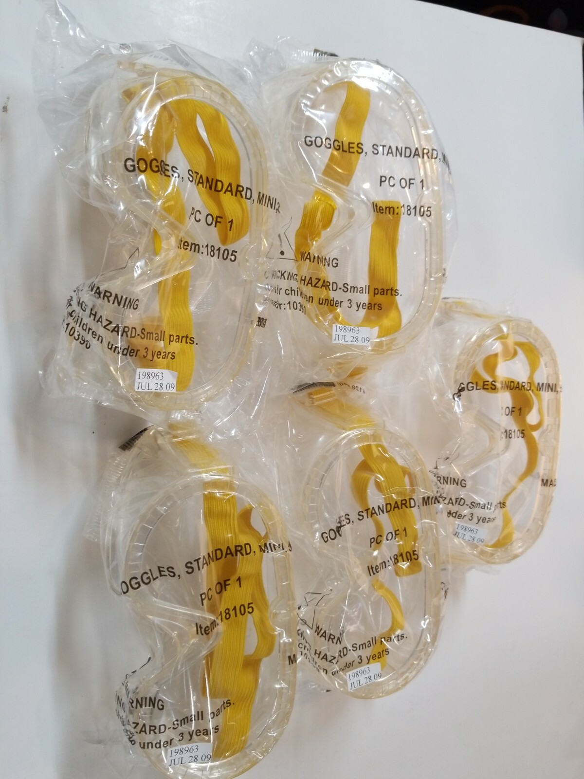 5pcs Yellow Anti-Fog Safety Goggles Science Toy Kids Birthday Gift Protected Fun