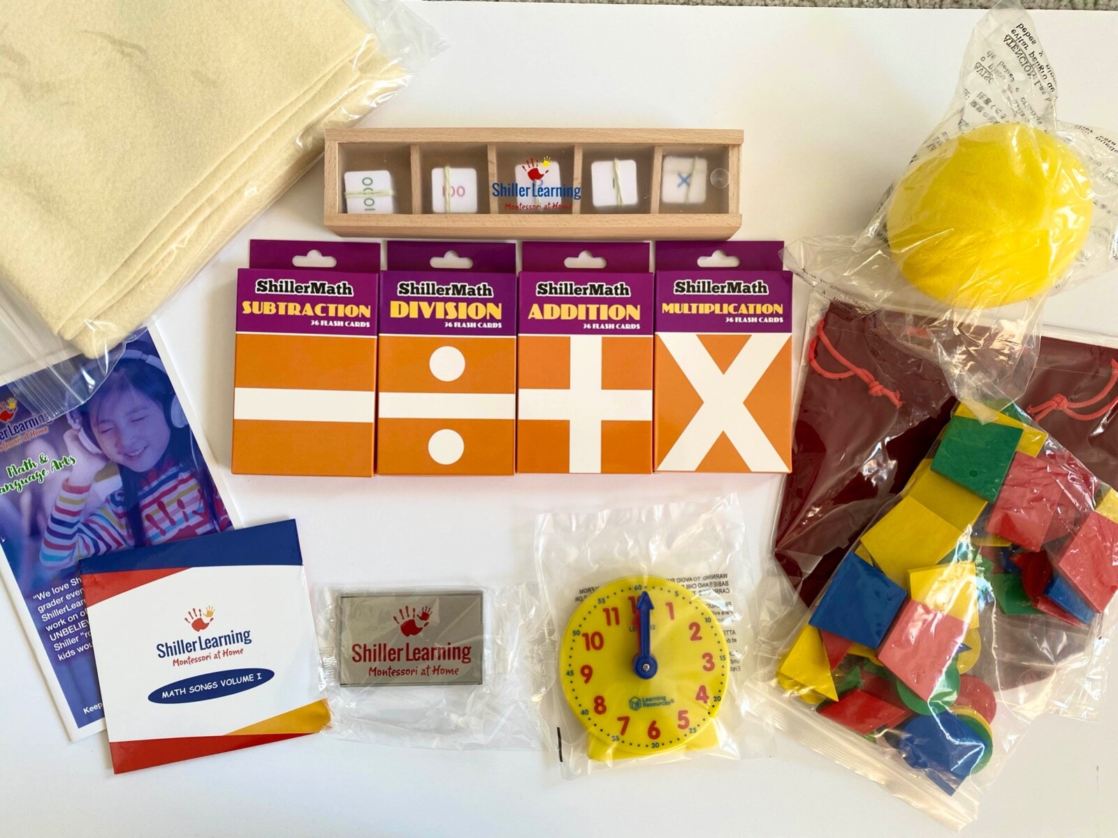 Shiller Learning Montessori at Home – Math Kit Grades 1 to 3 in great condition!