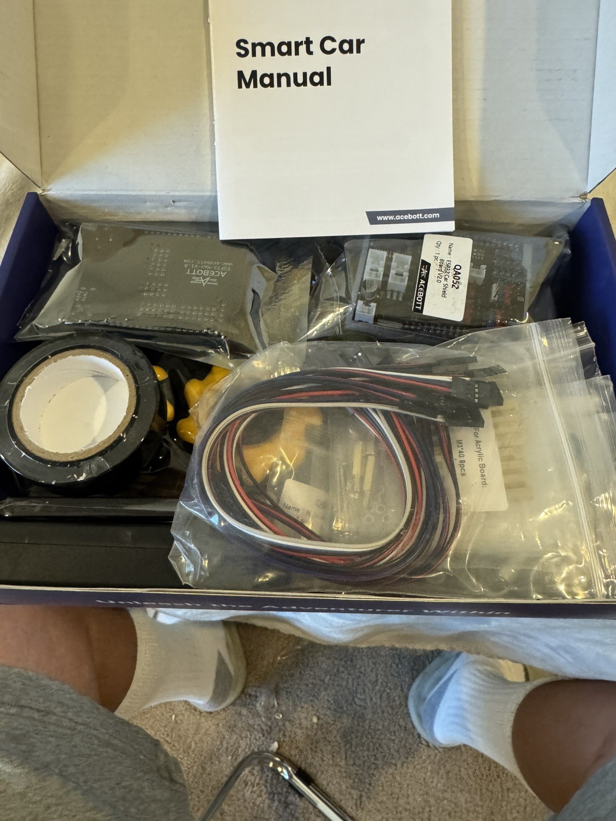 ACEBOTT QD001 Smart Robot Car Kit with Camera , Robotics for Kids, Arduino