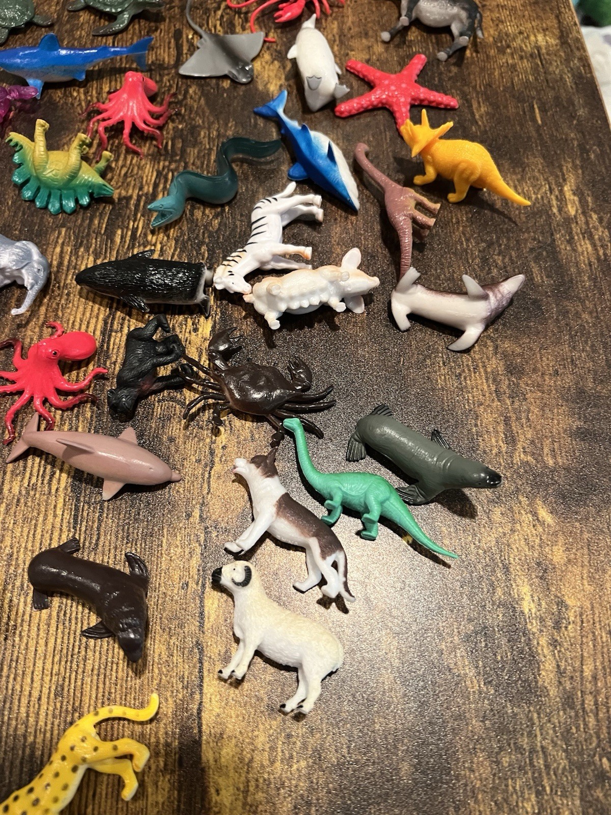 Mixed of Plastic Sea Animals Fish Shar Turtle and Land Animals Insects Lot of 87