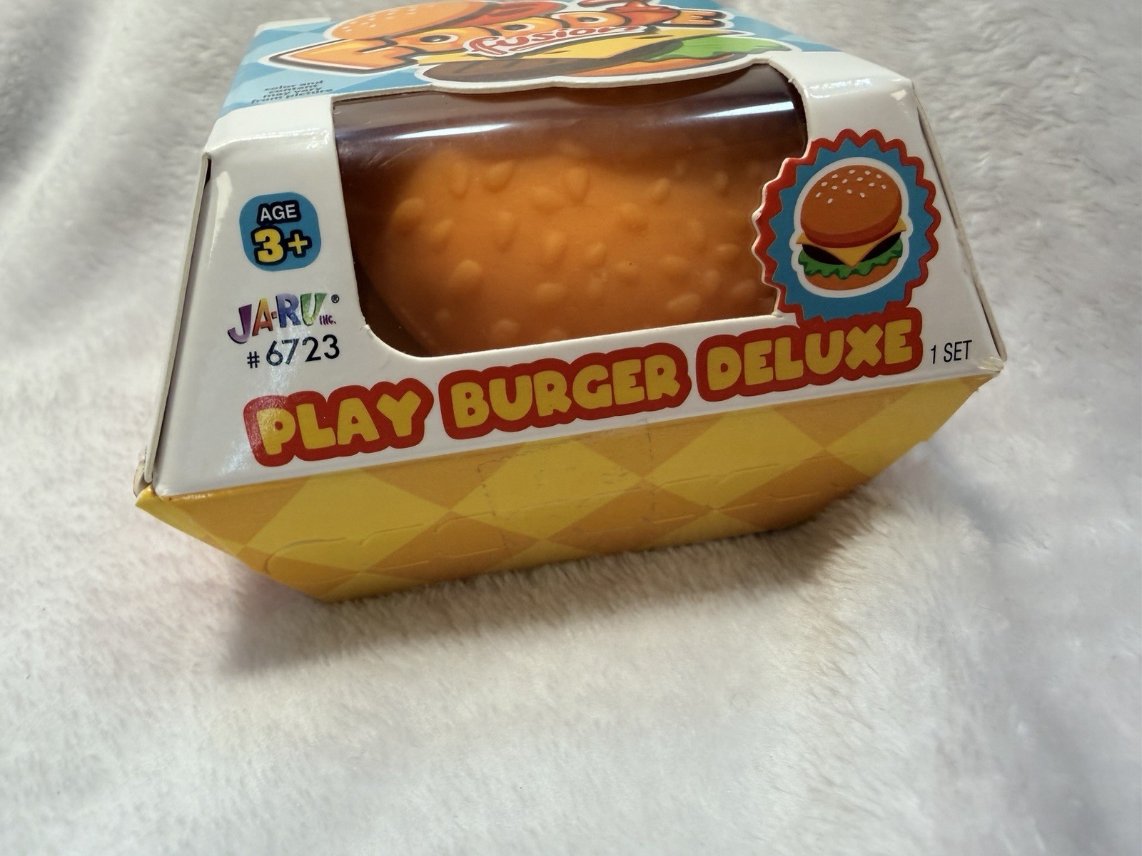 RARE Foodie Fusion Play Burger Deluxe Set squishy toy ￼