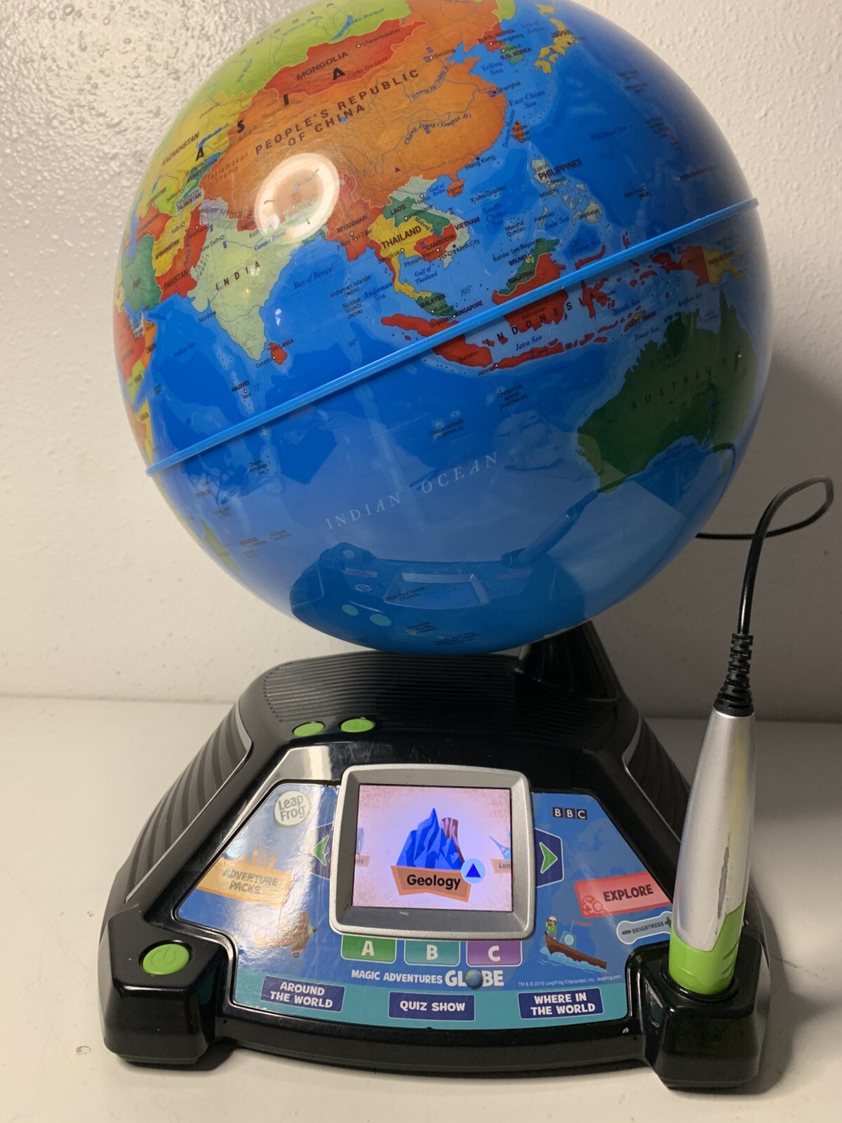 LeapFrog Magic Adventures Globe 2.8″ Screen BBC Videos Interactive Games Tested