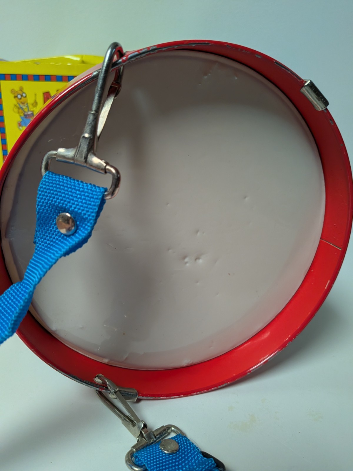 Vintage ARTHUR Schylling Tin Drum Toy w/ Drumsticks Adjustable Strap 1998 PBS