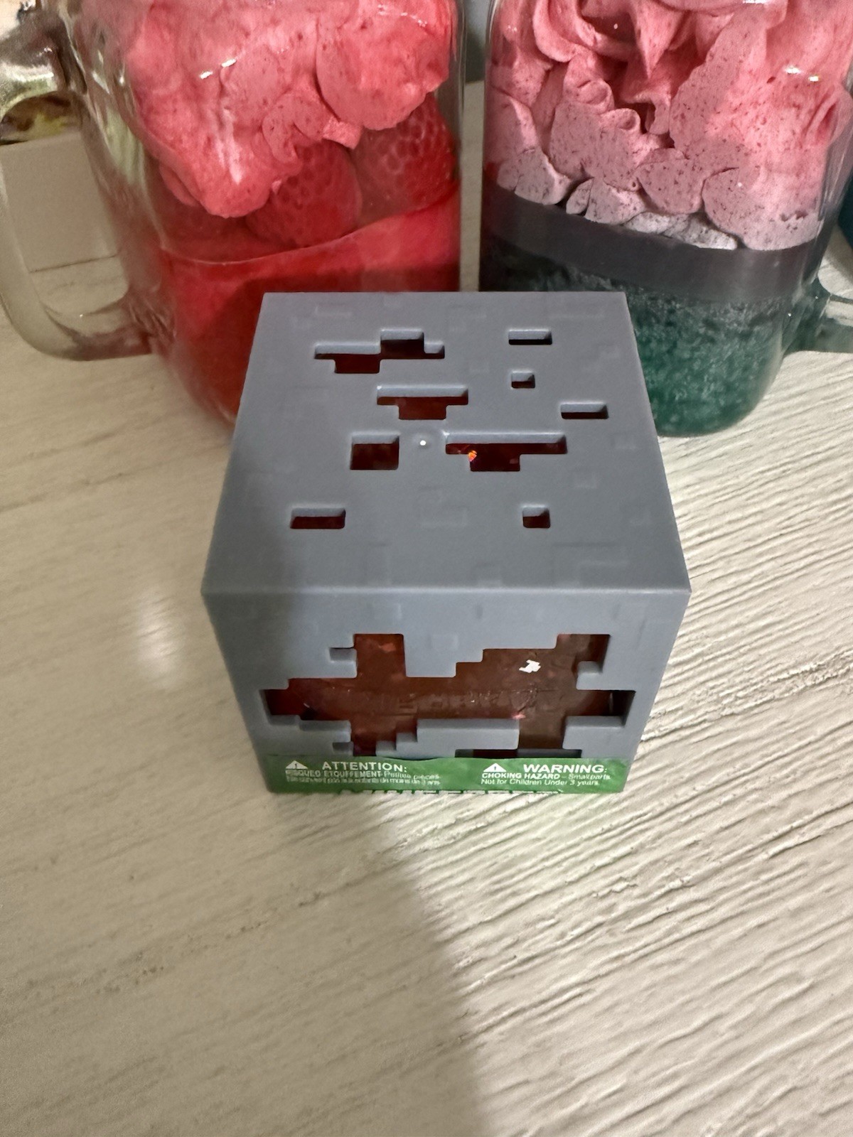New MINECRAFT JELLY CUBES – RARE Red Viral Squishy Nee Doh Ish Type Fidget