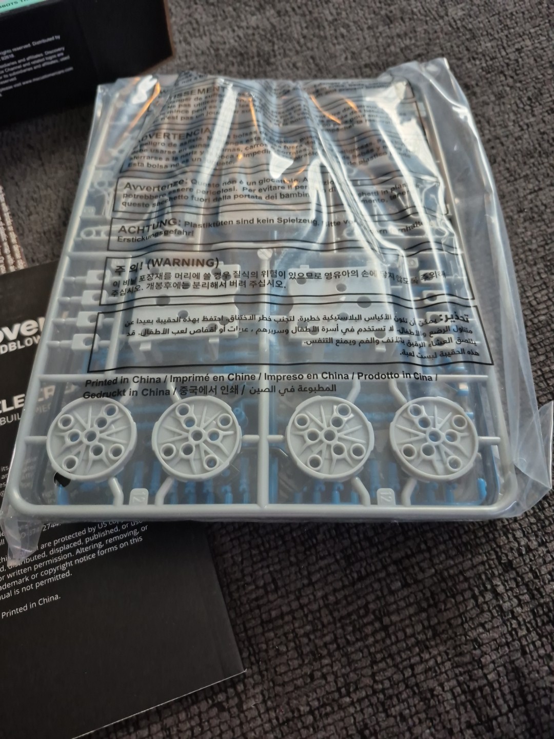 Discovery:Mindblown/Solar Vehicle Creations Kit/STEM:12 Designs 197pc/New