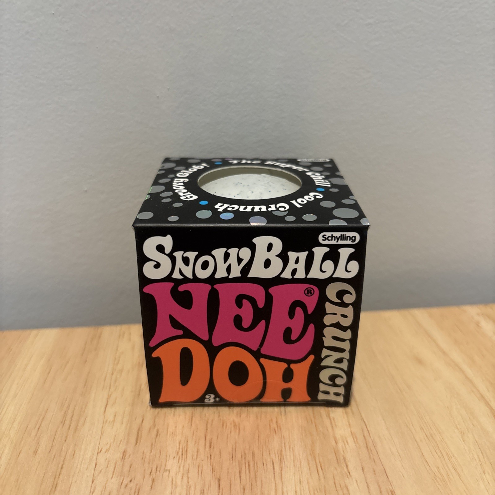 NeeDoh Snowball Crunch Squeeze Ball White Crunchy Texture Sensory Toy Authentic