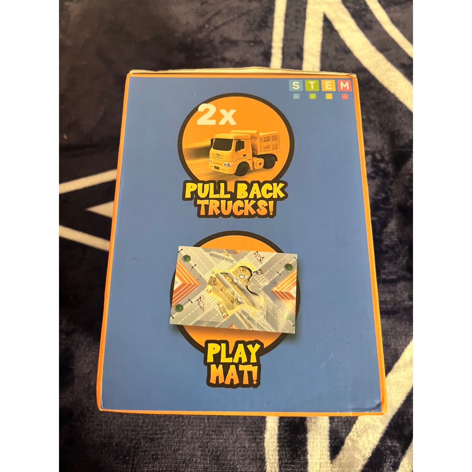 YGOVVK Jumbo Construction Dig and Play STEM Kit 2 Pull Back Trucks Play Mat NEW