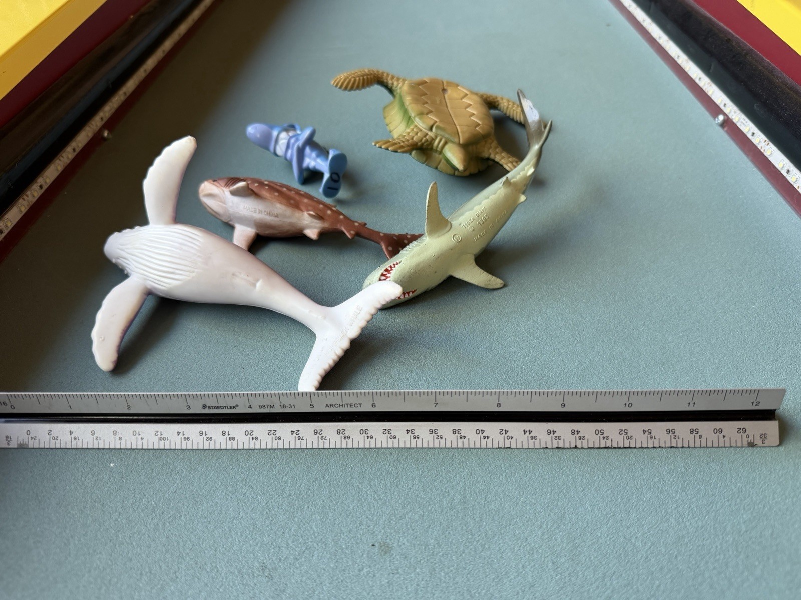 Lot Of 5 Ocean Figure – 1995 Tiger Shark + Turtle + Humpback Whale Sea Toys