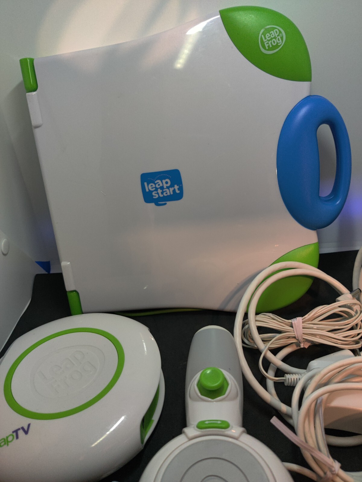 LeapFrog Leap TV Educational Video Game Console Gaming Motion Sensing & Leap pad