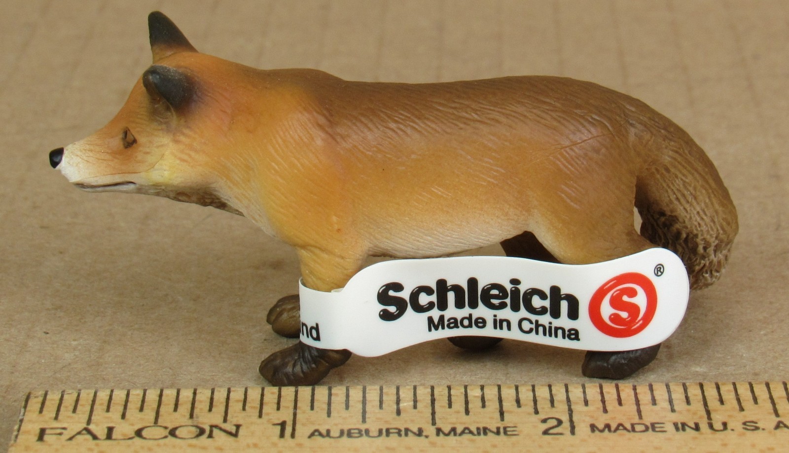 Schleich 14338 Red Fox *Retired/Farm Life/NWT*