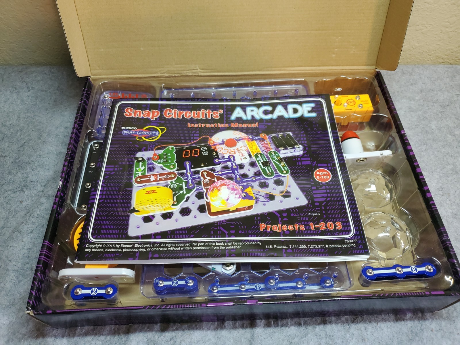 Elenco Snap Circuits Arcade Games of Learning and Fun, SCA-200, Preown, Complete