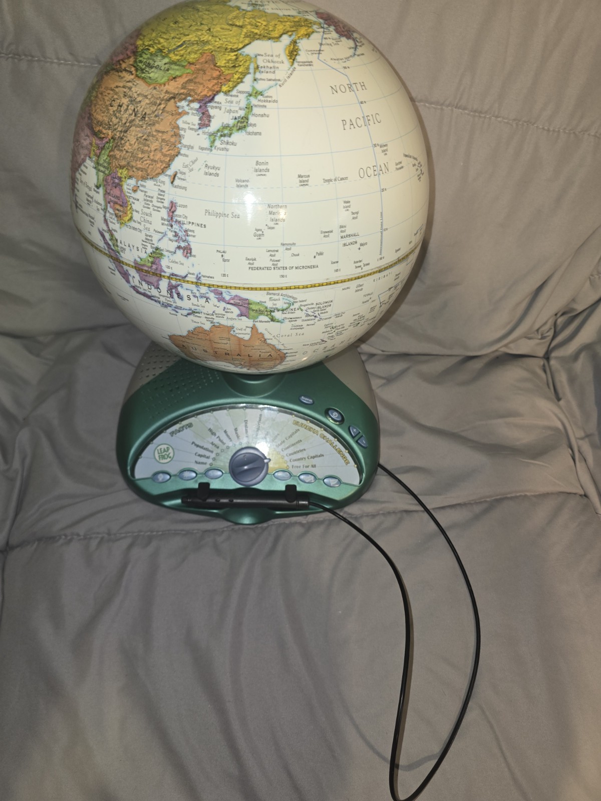 LeapFrog Odyssey III Interactive Talking Globe Atlasphere 40001 Eureka Challenge