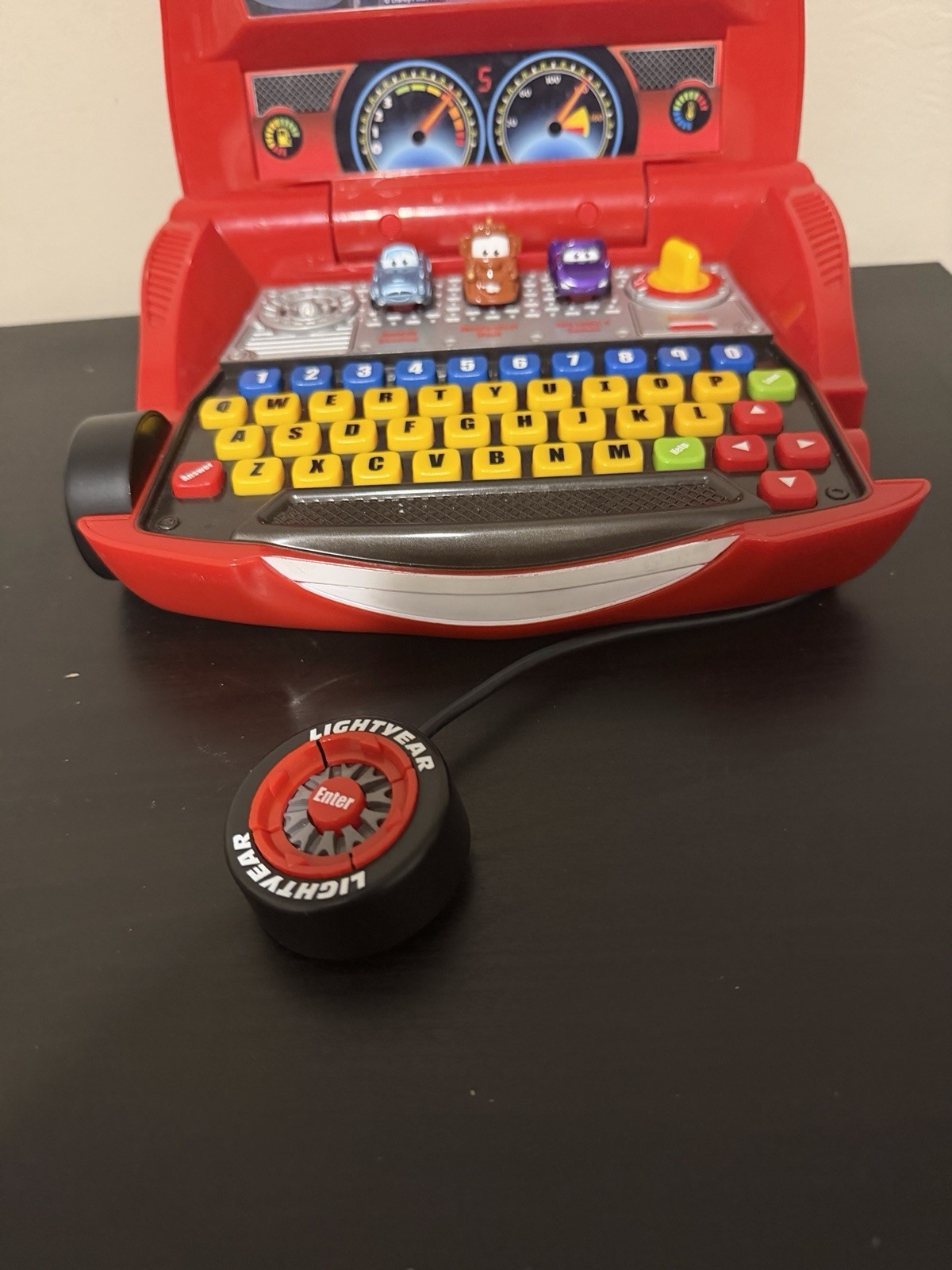 Disney Pixar Cars 2 Lightning McQueen VTech Learning Laptop W/ Mouse Works