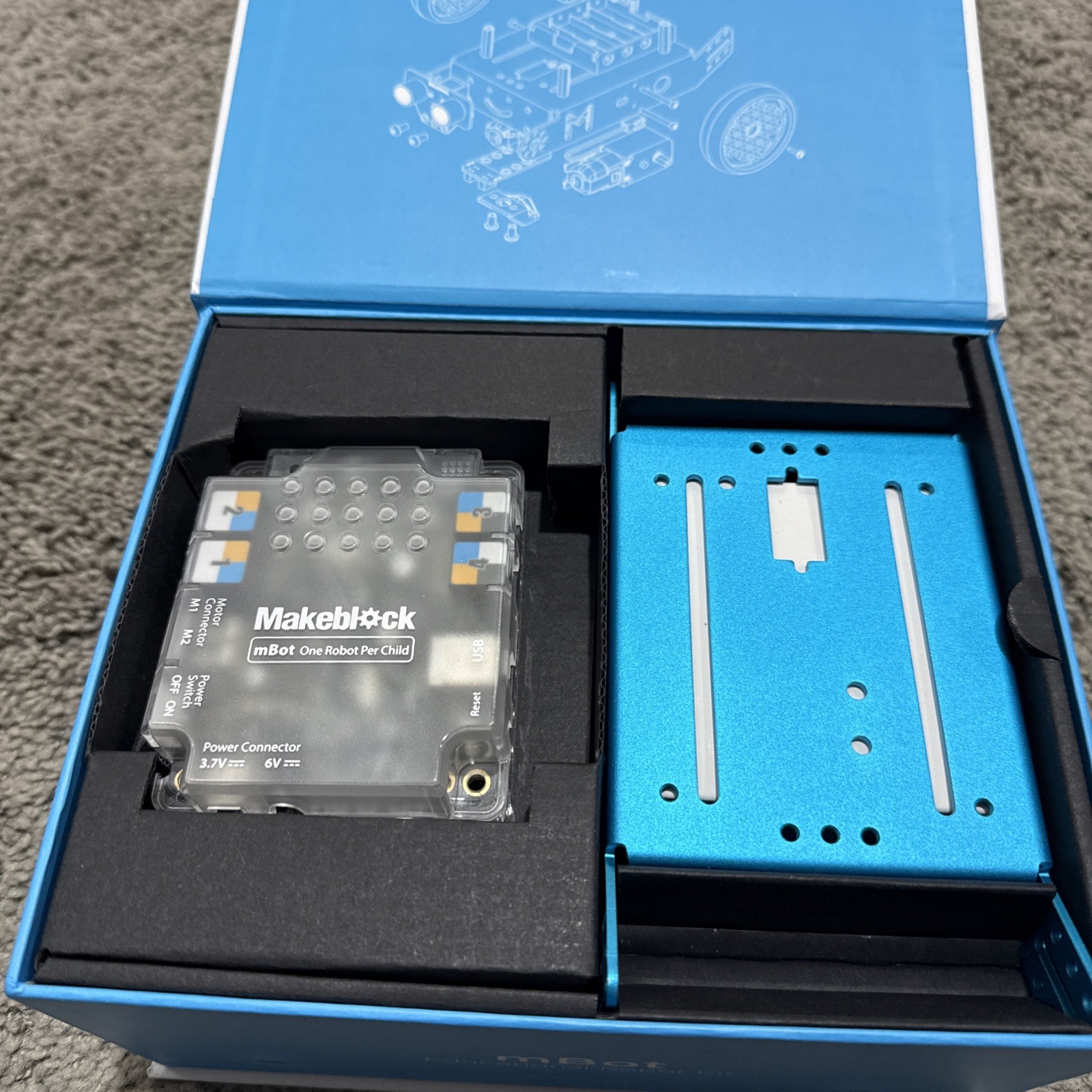 Makeblock mBot Educational Robot Kit Blue STEM Bluetooth 90053 Brand New Sealed