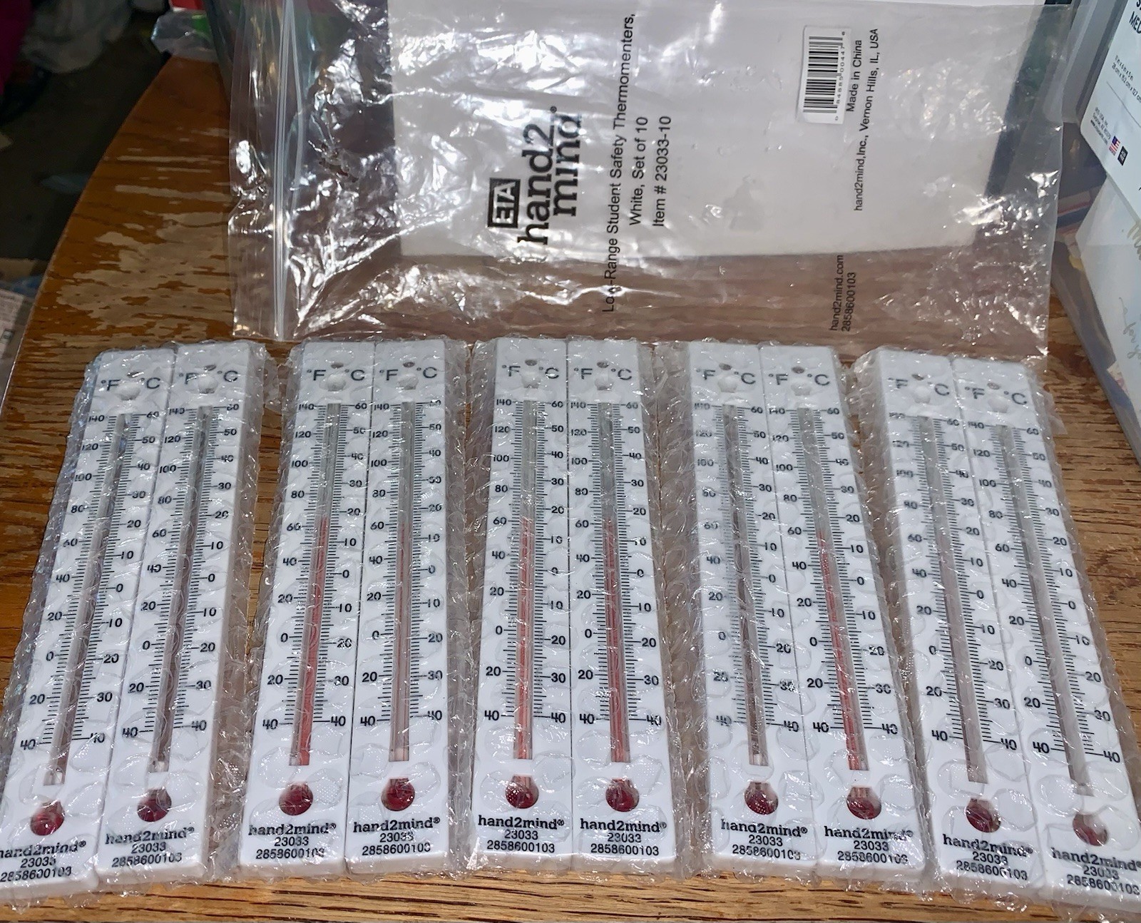NEW hand2mind Low-Range Student Safety Thermometers White Set of 10 #23033-10