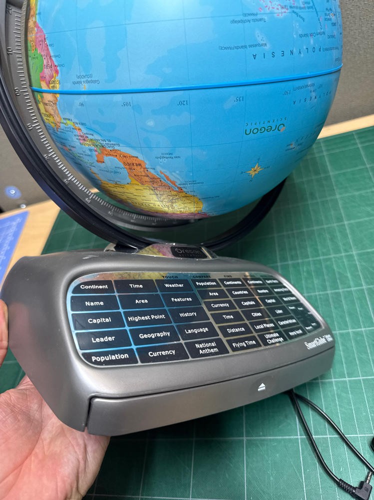 Oregon Scientific Smart Globe Deluxe Edition W/Stylus Pen – Tested WORKING