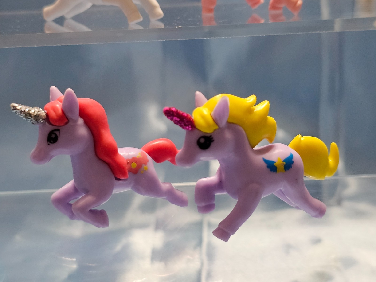 LOT OF 10 MINIATURE UNICORN PONY TOYS – ASSORTED COLORS – BRANDED – 2″