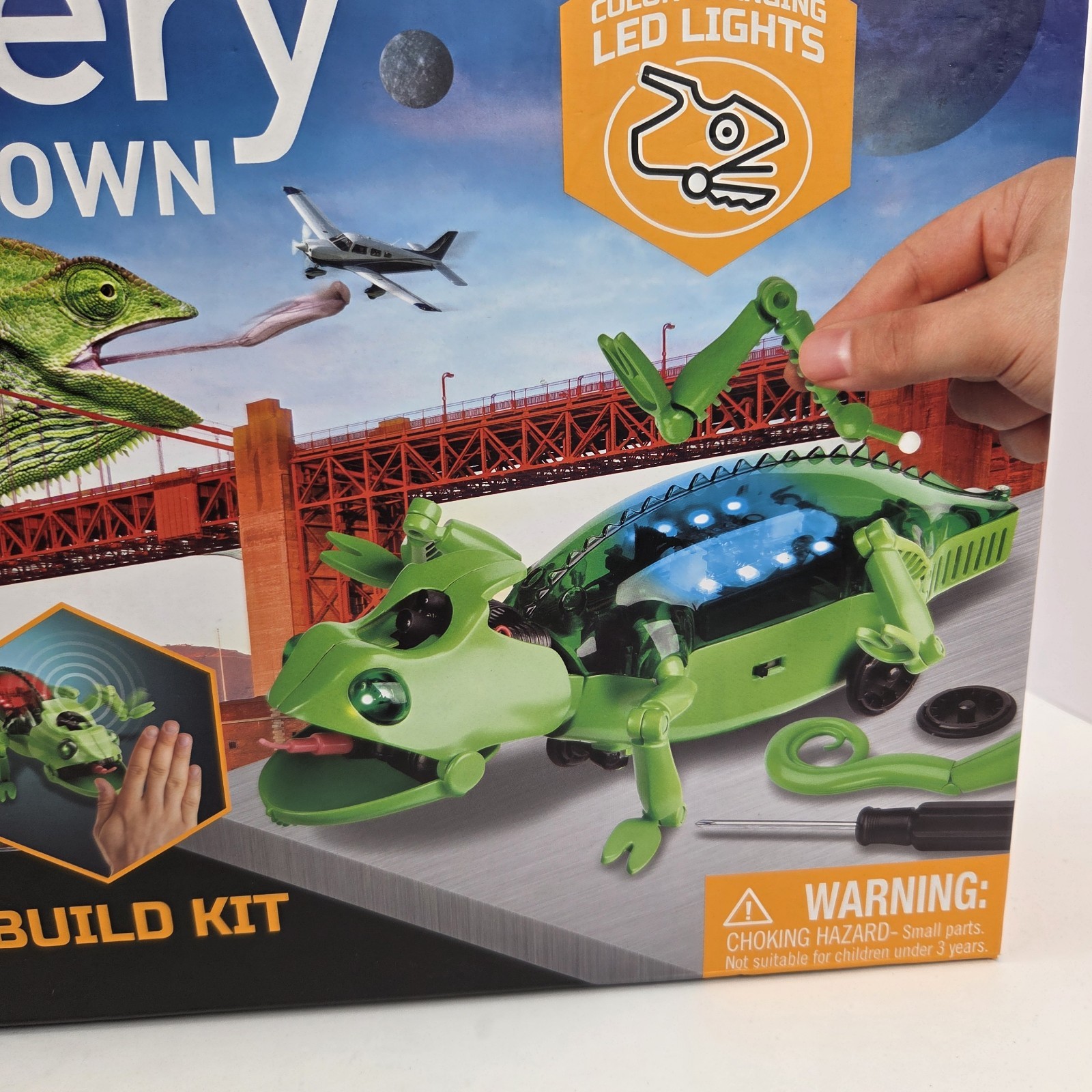 Discovery Mindblown Robot Chameleon STEM Build Kit 82pc LED Educational Toy
