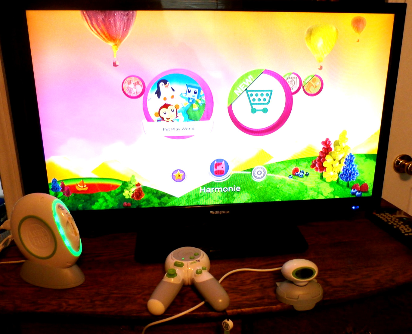 LeapFrog LeapTV Educational Video Gaming System Learning Console with 2 games
