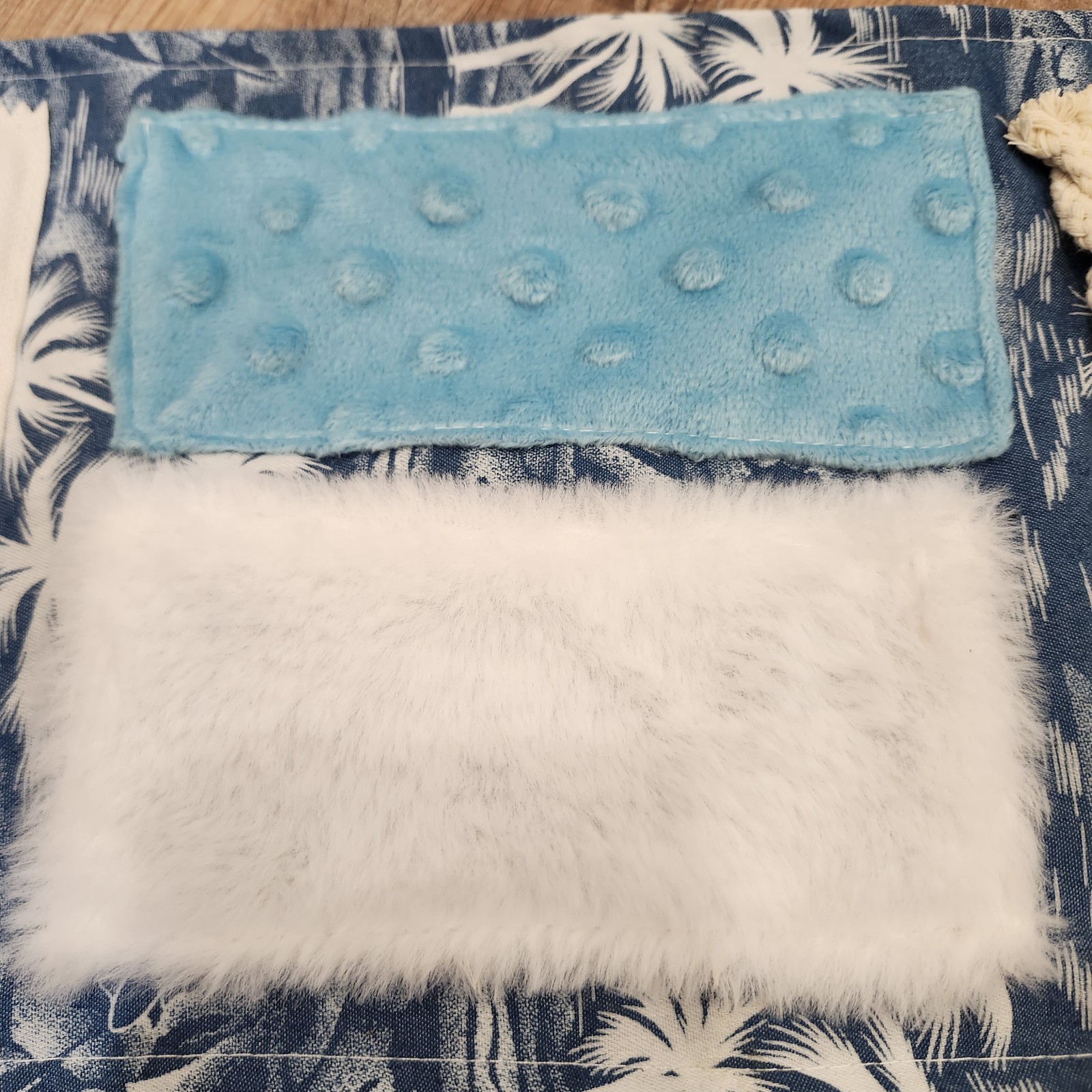 Fidget Sensory Blanket Toy for Adults with Dementia/Alzheimers, Motor Skills