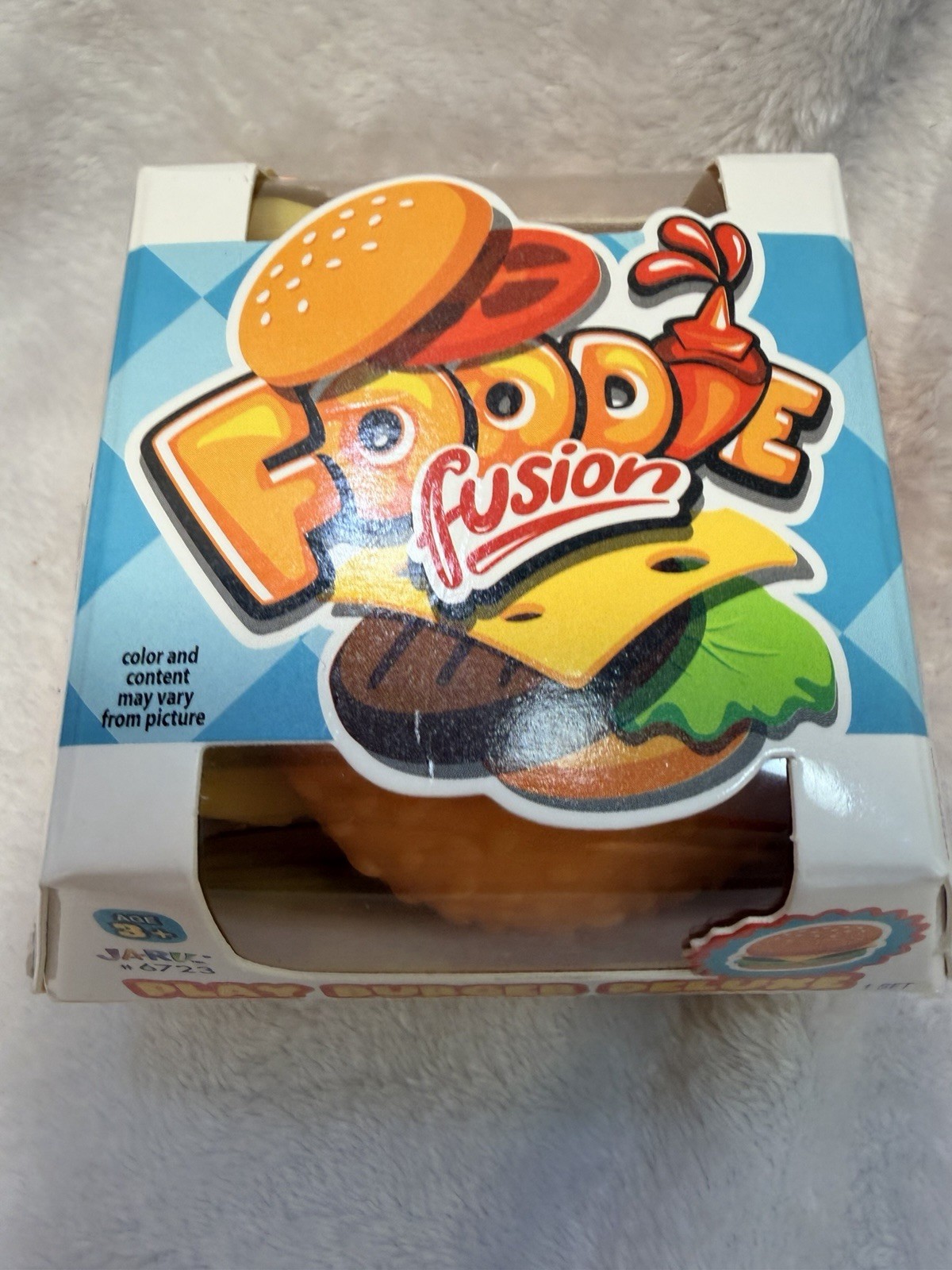 RARE Foodie Fusion Play Burger Deluxe Set squishy toy ￼