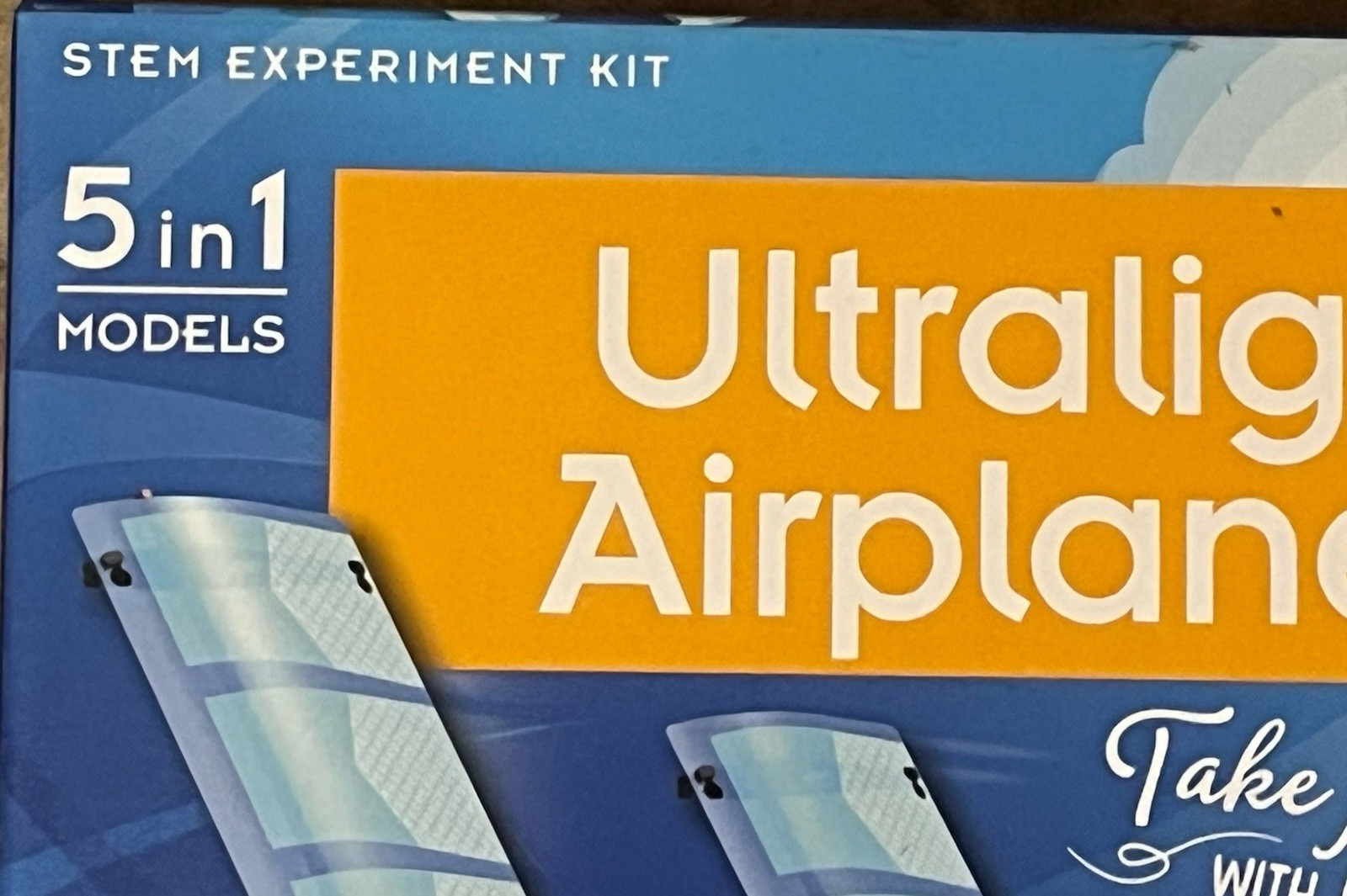 Thames & Kosmos Ultralight Airplanes STEM Experiment Kit | Build 5 Gliders 2022