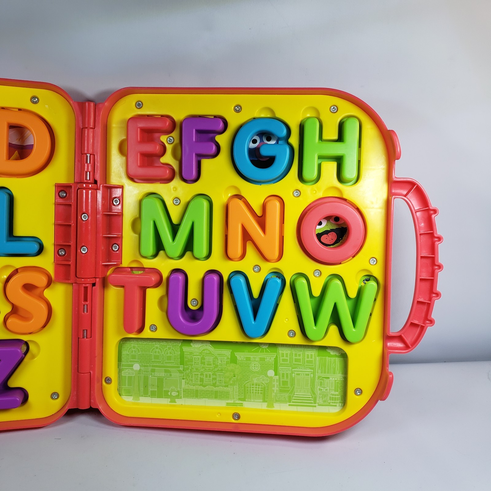Hasbro Sesame Street Elmo’s On The Go Letters Alphabet & Carry Case 100%COMPLETE