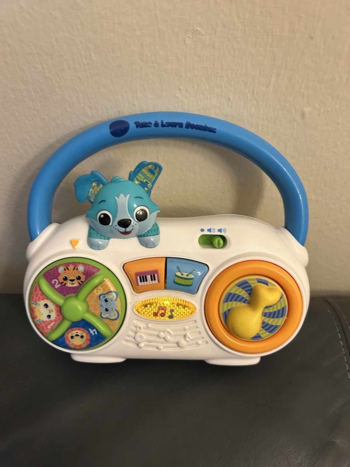 VTech Tune and Learn Boombox 6-36 Months 90+ Songs Sounds Phrases Toy, Works!