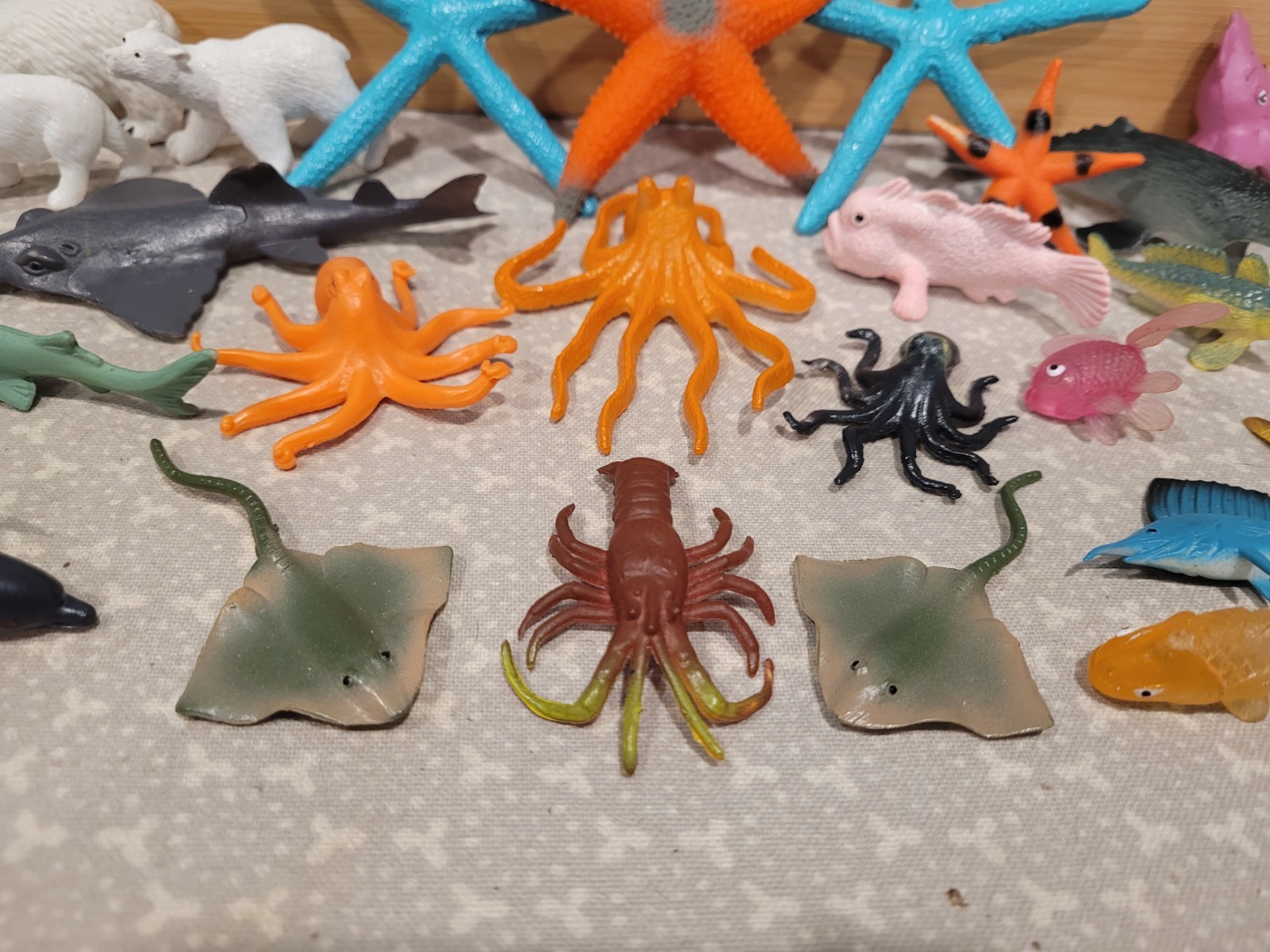 Dolphin Seal Fish Octopus Penguin Shark Marine Ocean Animal Figure Lot 50+ Pcs