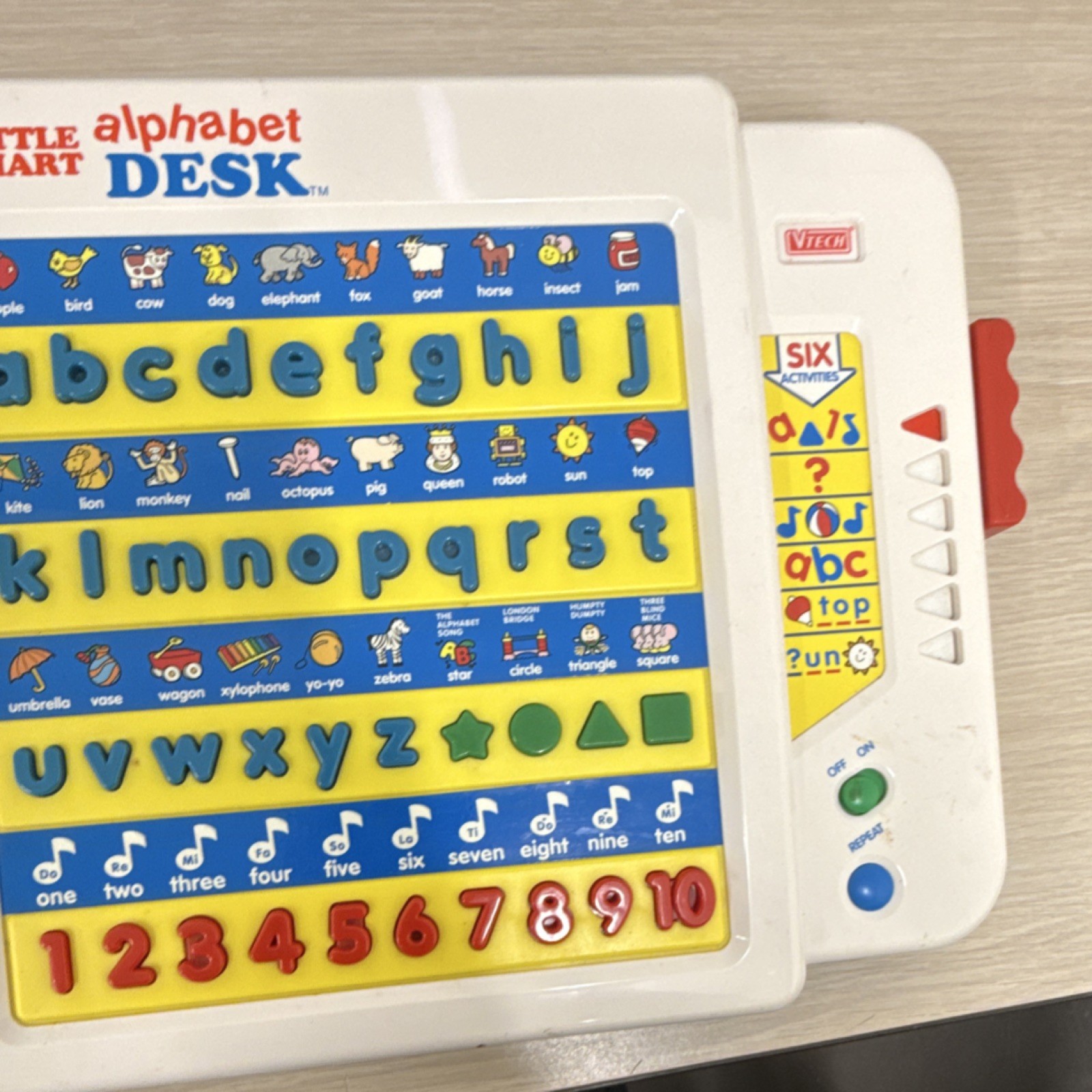 VTech Little Smart Alphabet Desk Electronic Learning Toy, MPN 32-0682-427