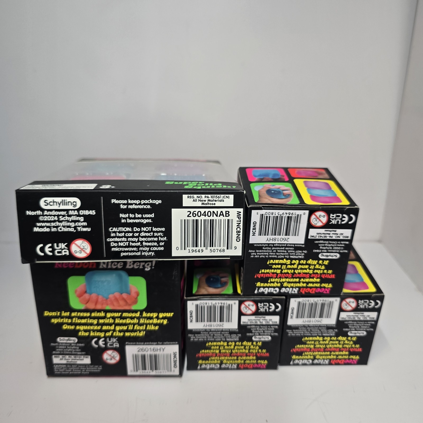 NeeDoh Bundle Nice Ice Baby Cube 4 Pack, Nice Berg and 3 Nice Cubes