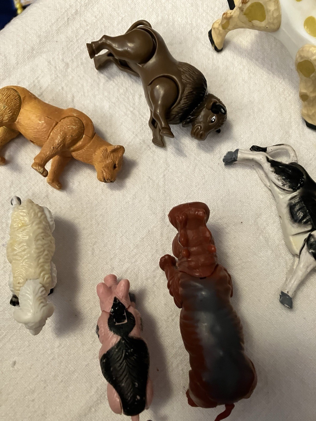 Lot Of 7 Movable Plastic Animals 2 1/2” To 4” Legs/heads Swivel Barnyard/safari
