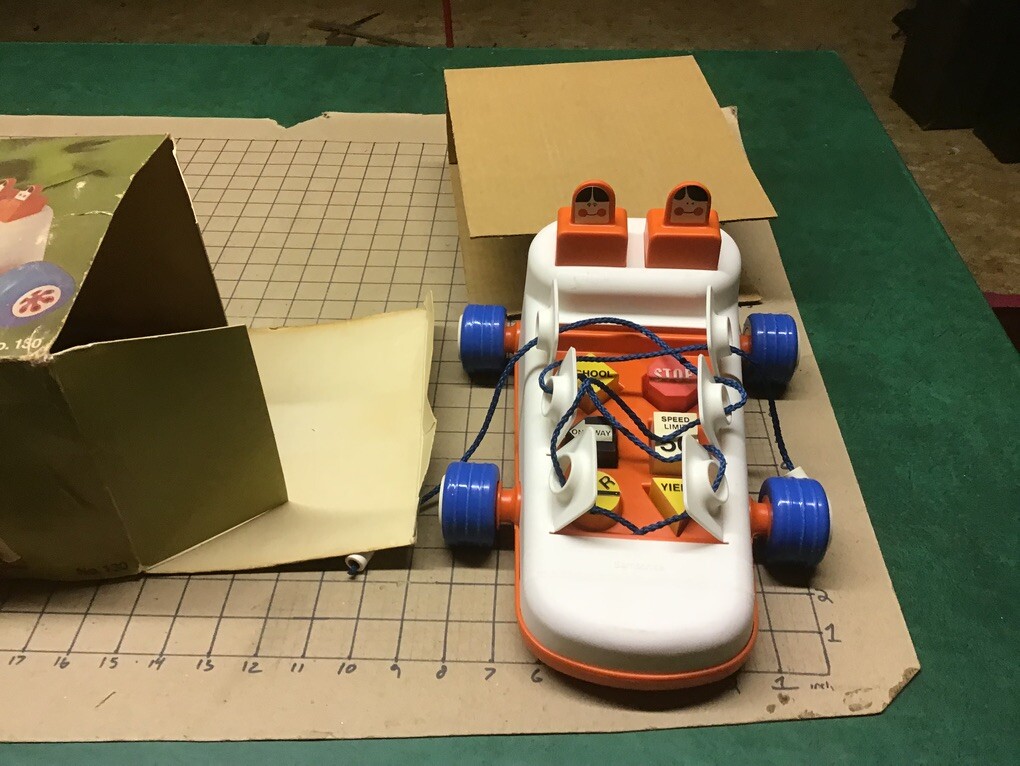 MINT UNUSED in box – scarce LACER RACER a shoe car w signs to learn shoe tying
