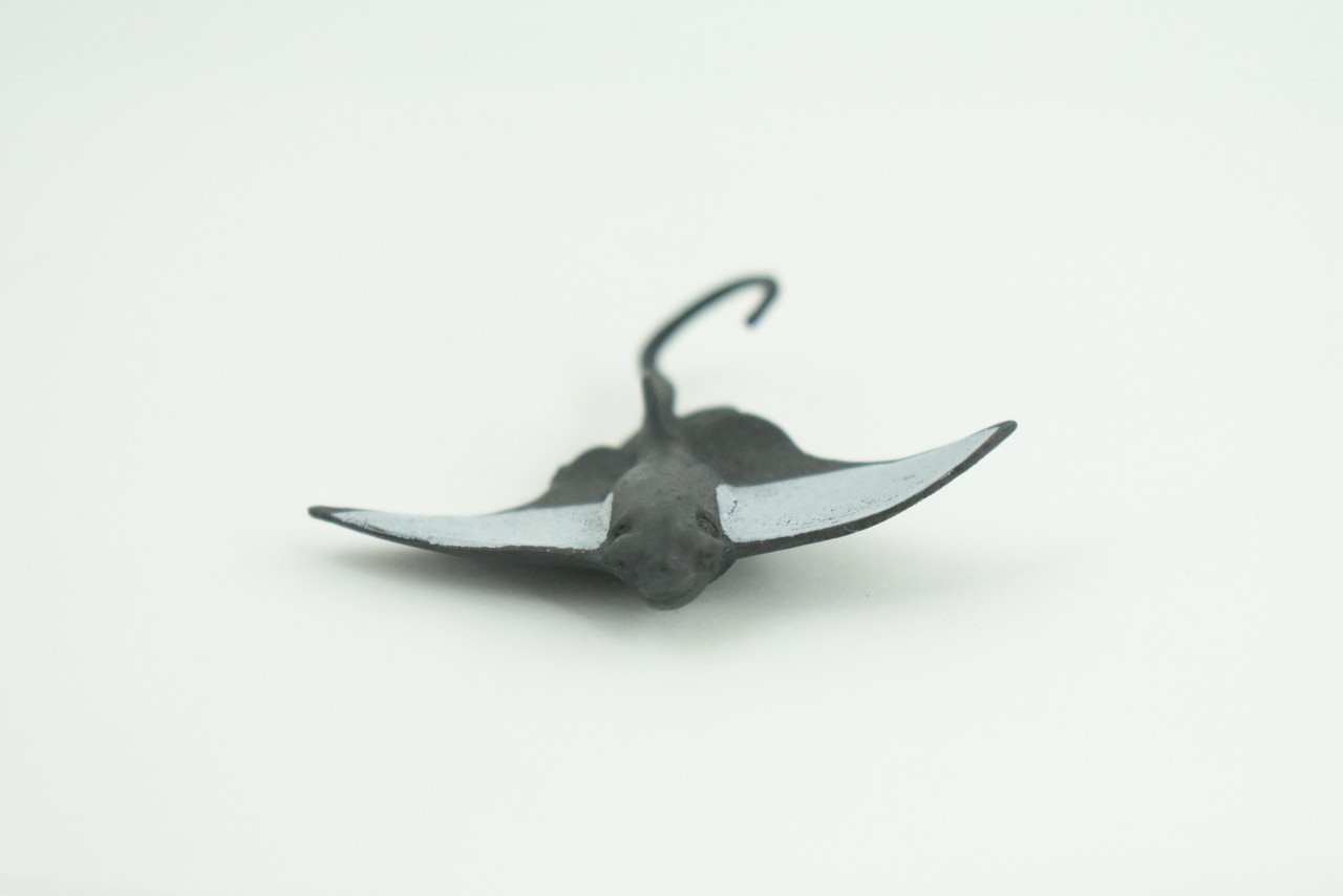 Toy California Bat Ray, Realistic, Model, Kids, Gift, 2 1/2 Inches CWG55 B197