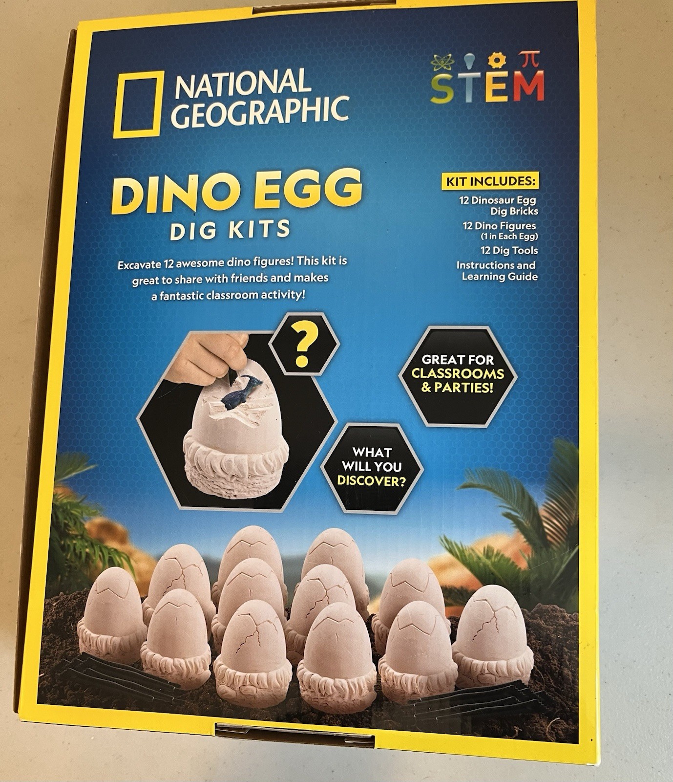 New! National Geographic Dino Dig Kit Educational Science Toy Ages 8 and Up