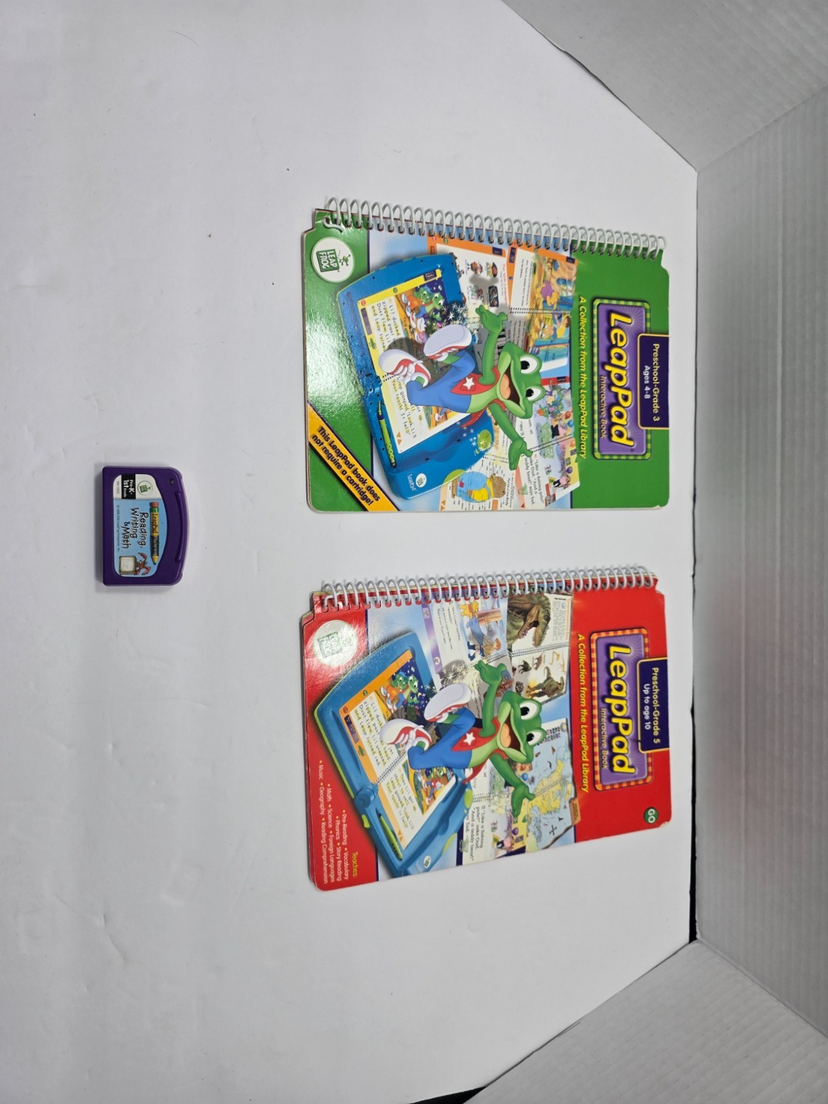 LeapPad Bundle With 14 Books and 12 Cartdriges