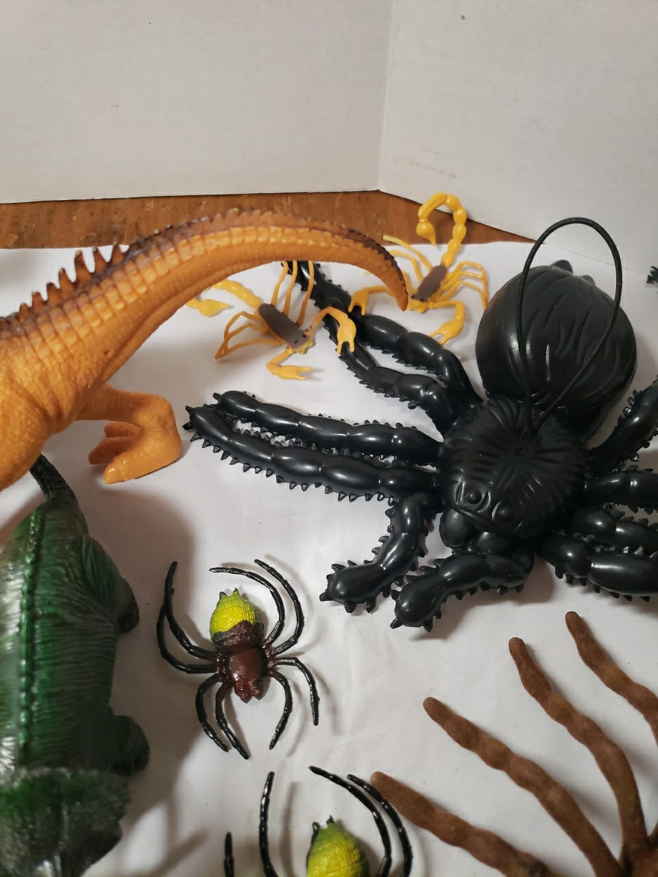 Mixed Lot Of 41 Insects & Reptile Toy Figures, Science, Educational, Nature