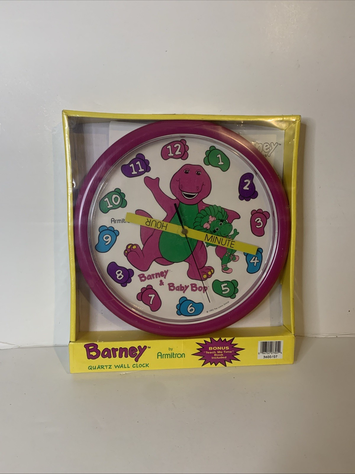 Barney Vintage 1993 Wall Clock Backyard Gang Teach Me Time With Baby Bop Sealed