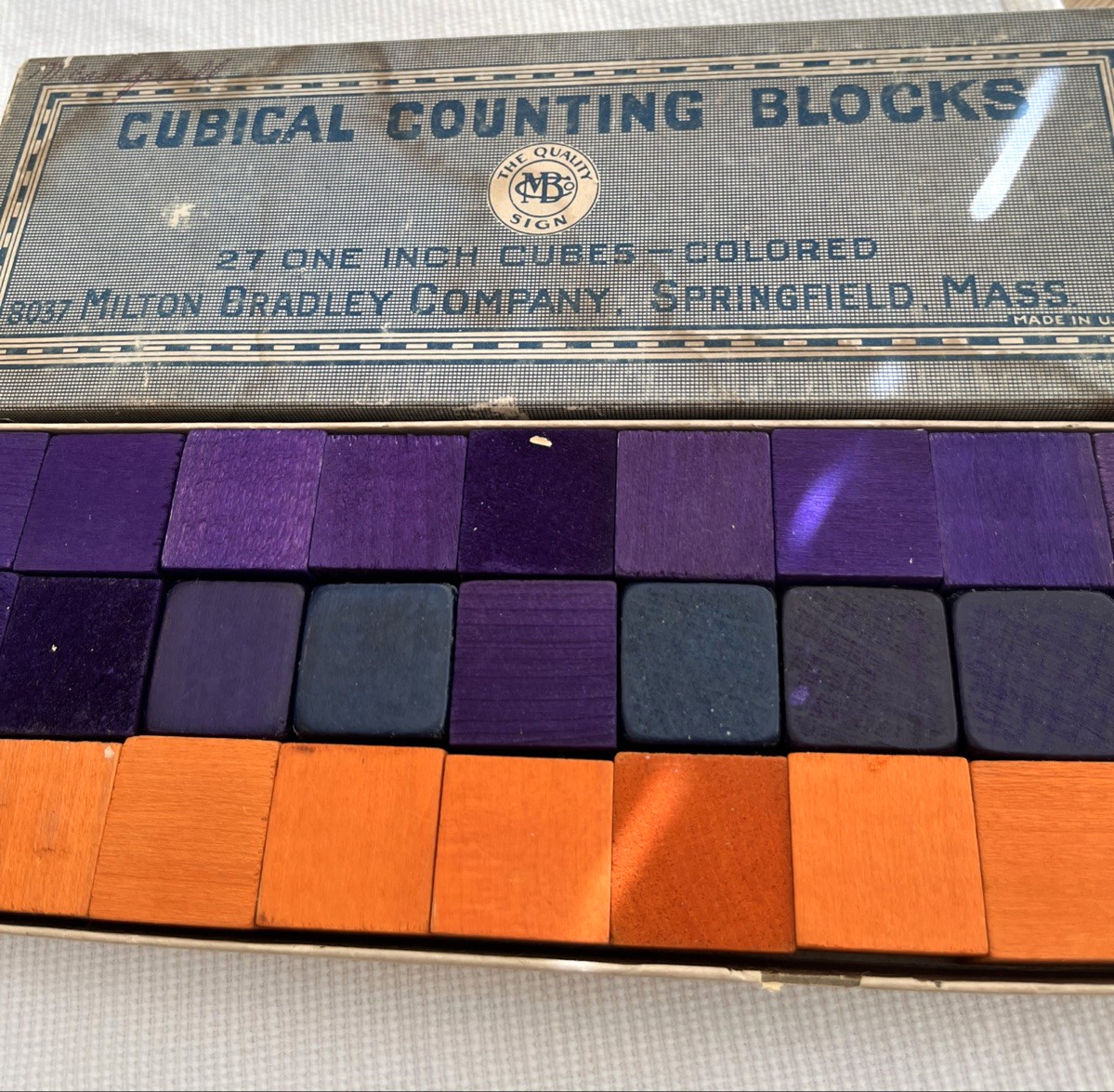 Milton Bradley Cubical Wood Counting Blocks 8037 Springfield, Mass. 27 Cubes