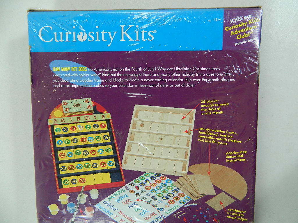 Curiosity Kits Never Ending Calendar Kids 4 and Up Arts Crafts Learning Toy