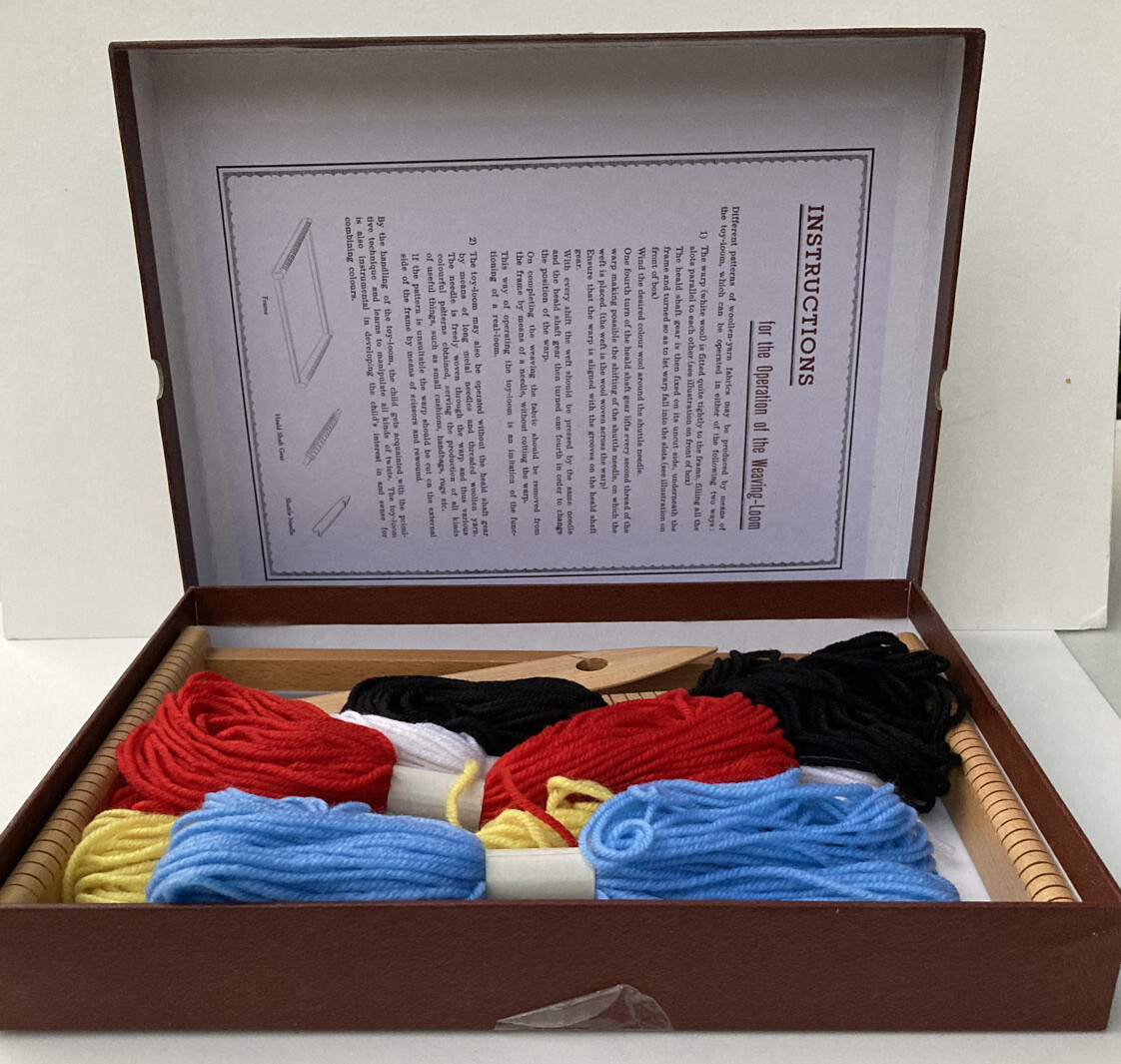 Retro Range Toys and Games Weaving Loom Designed In Great Britain