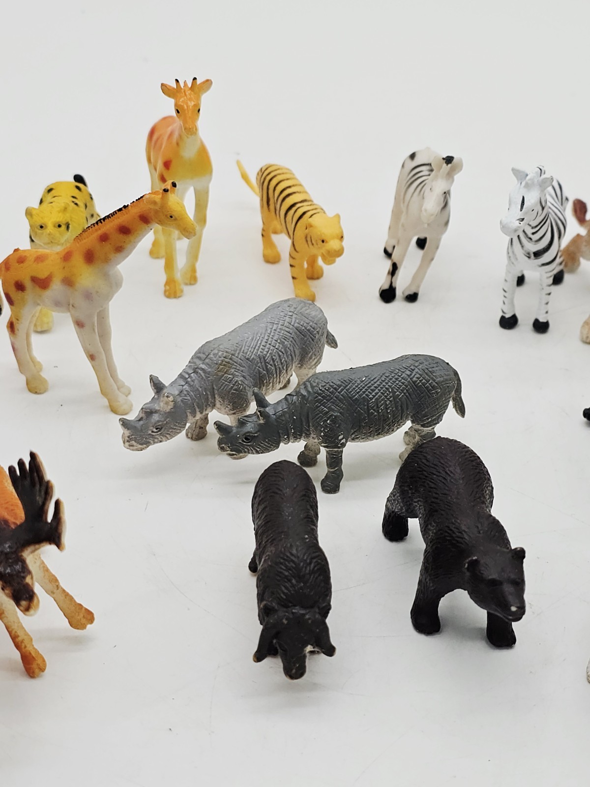 Large Lot of 36 Small 2″ Jungle Wild Farm Animals Plastic Toy Figures Pretend